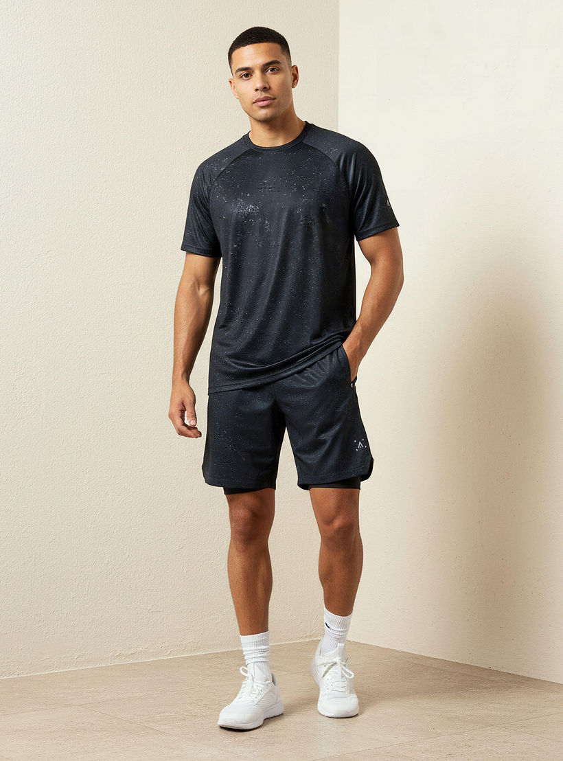 تيشيرت بأكمام مغايرة للرجال-men-clothing-sportswearandactivewear-tshirtsandpolos-image-3
