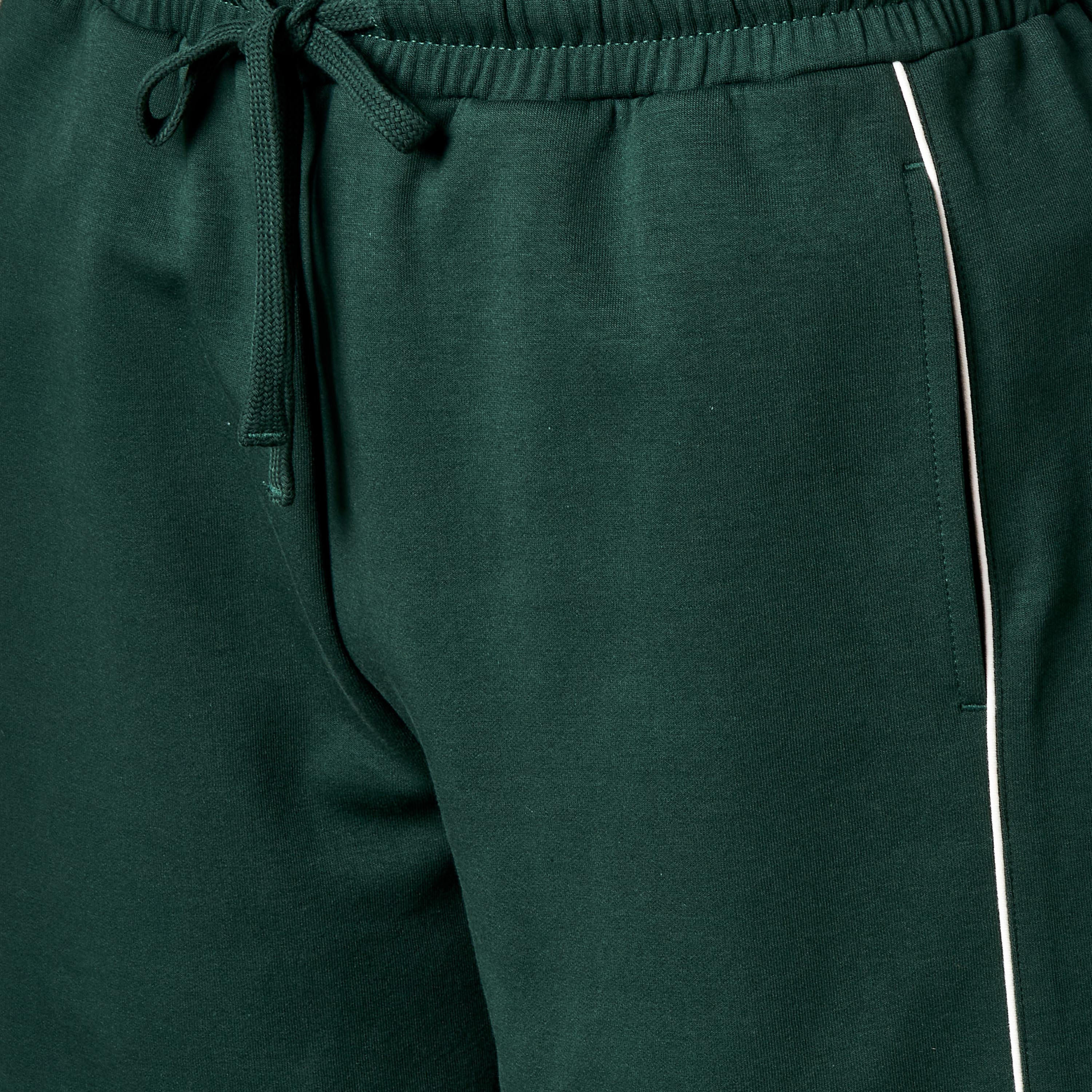 شورت بتصميم شعار السعودية للرجال-men-clothing-bottoms-shorts-image-2