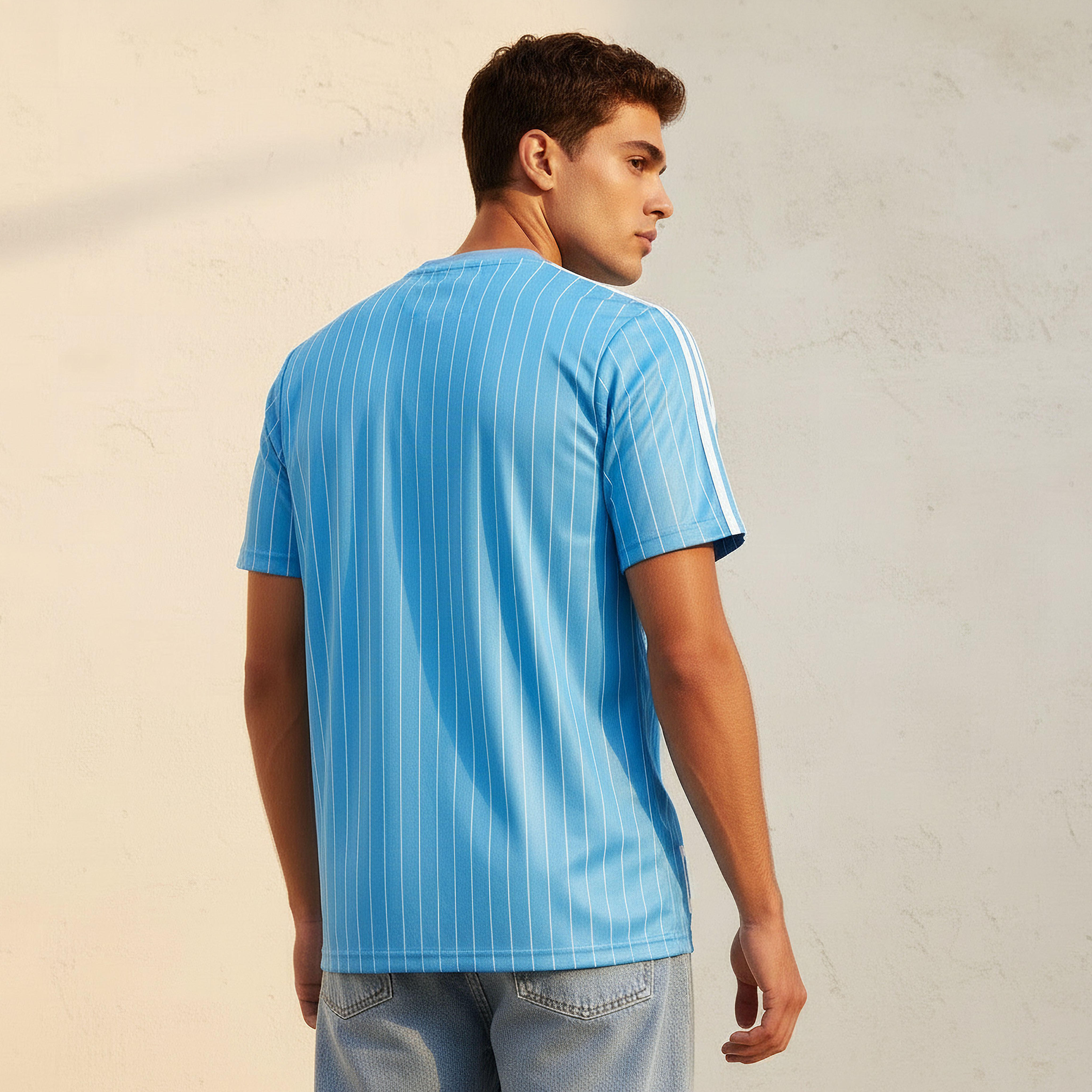 تيشيرت بياقة ضيقة وأكمام قصيرة للرجال بطبعات منتخب إيطاليا فيفا 26-men-clothing-sportswearandactivewear-tshirtsandpolos-image-4