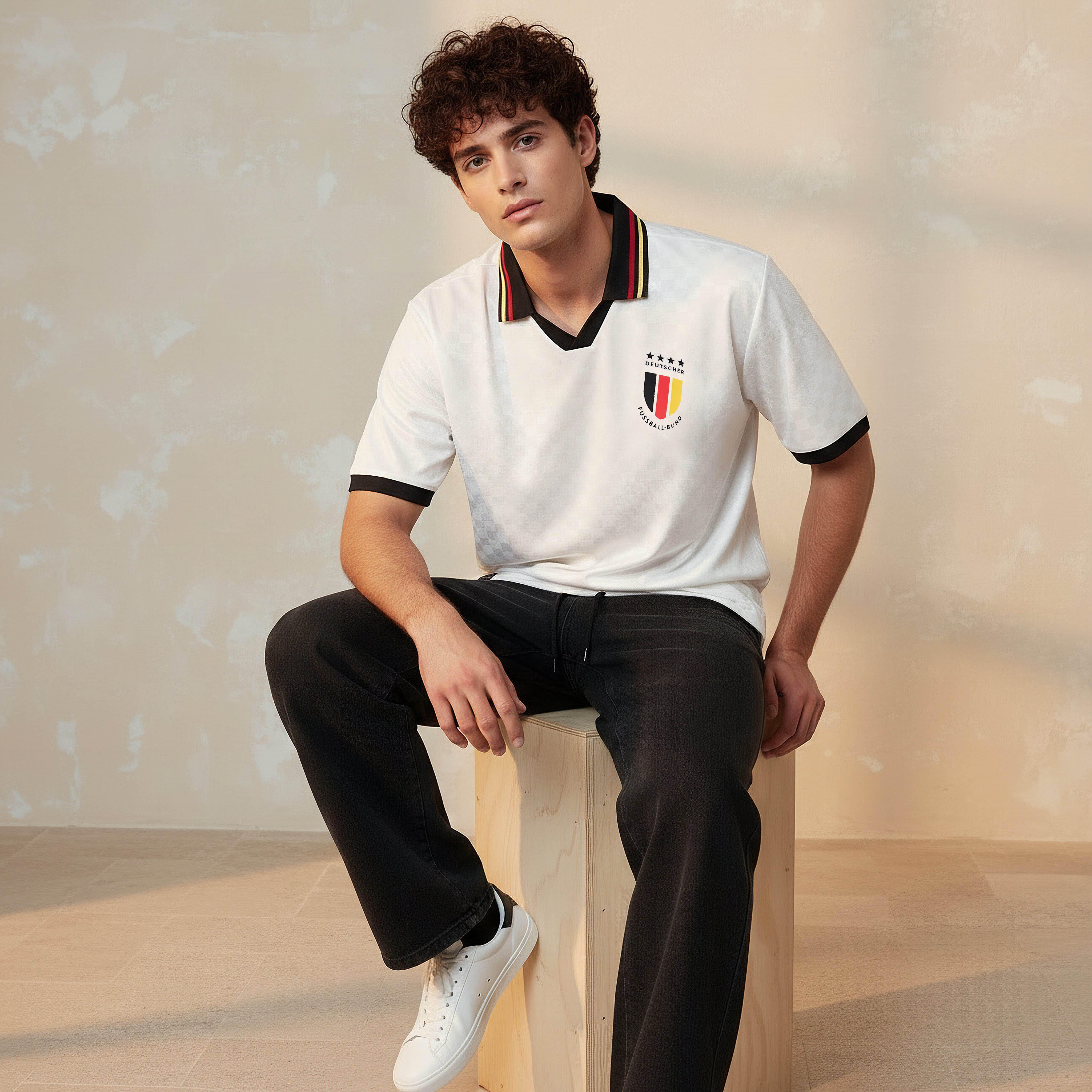 تيشيرت بياقة وطبعات منتخب ألمانيا فيفا 26 للرجال-men-clothing-sportswearandactivewear-tshirtsandpolos-image-1