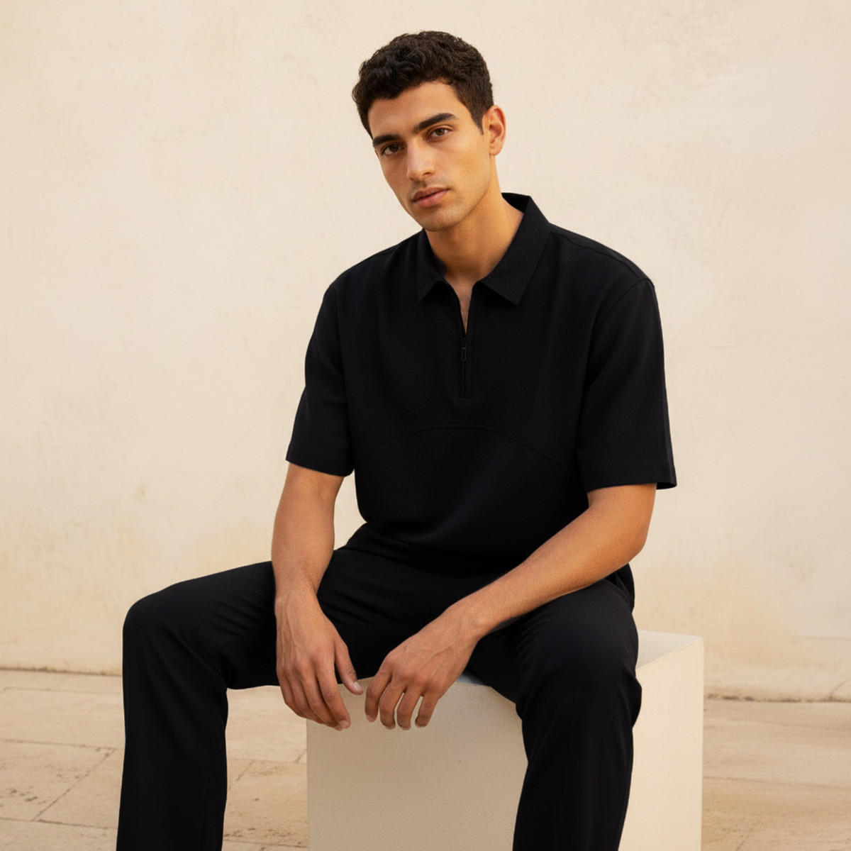 تيشيرت بولو بسحاب للرجال من لوف بانجولين-men-clothing-sportswearandactivewear-tshirtsandpolos-image-1