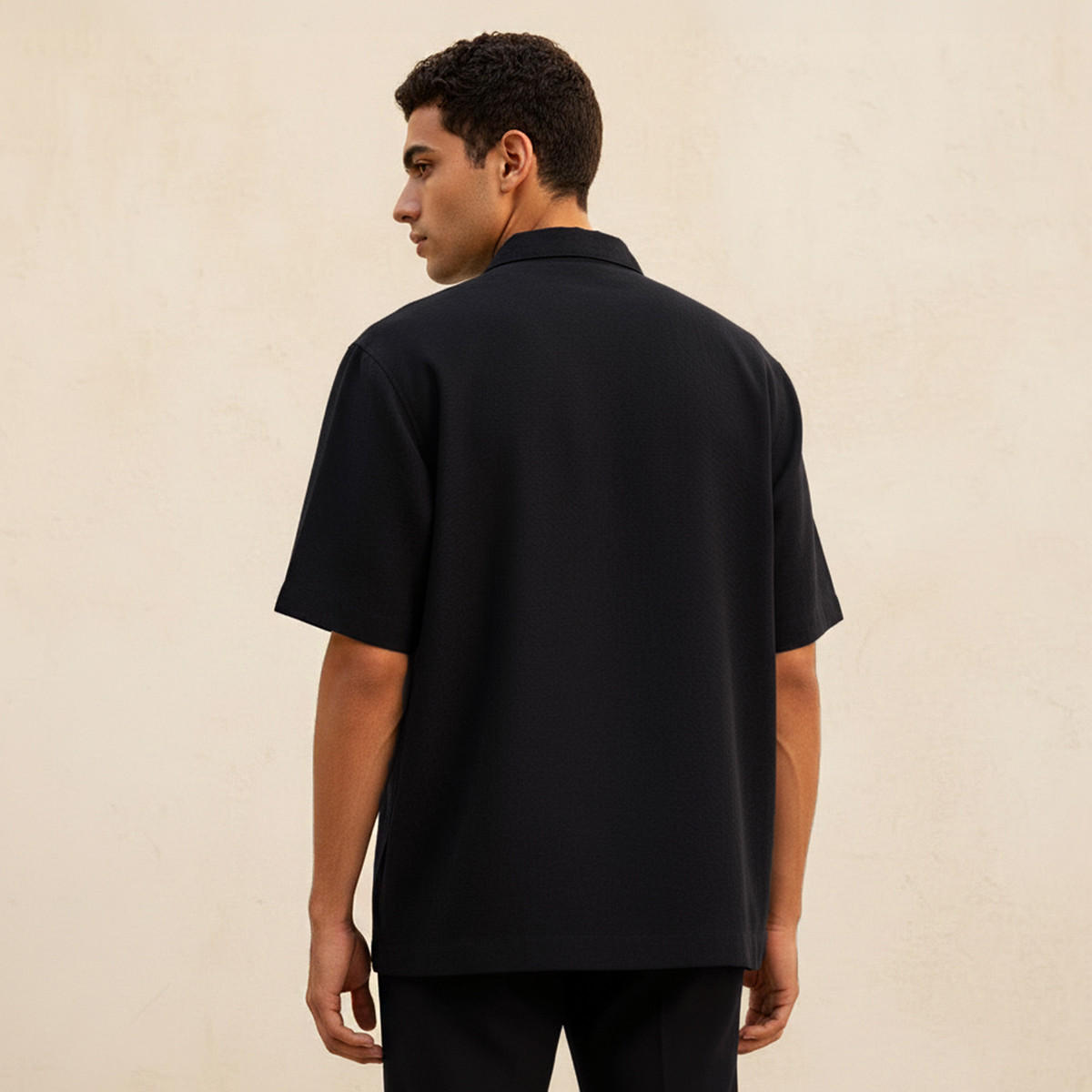تيشيرت بولو بسحاب للرجال من لوف بانجولين-men-clothing-sportswearandactivewear-tshirtsandpolos-image-4