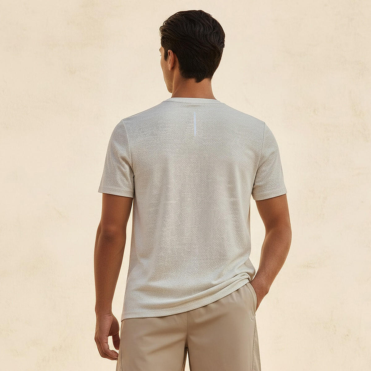 تيشيرت رياضي ناعم للرجال-men-clothing-sportswearandactivewear-tshirtsandpolos-image-1