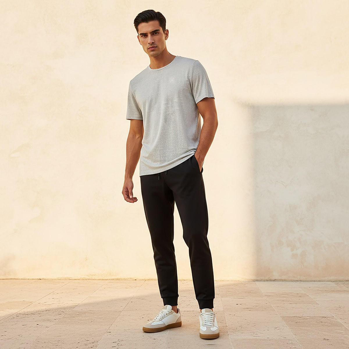 تيشيرت أداء مرن بـ4 اتجاهات للرجال-men-clothing-sportswearandactivewear-tshirtsandpolos-image-3