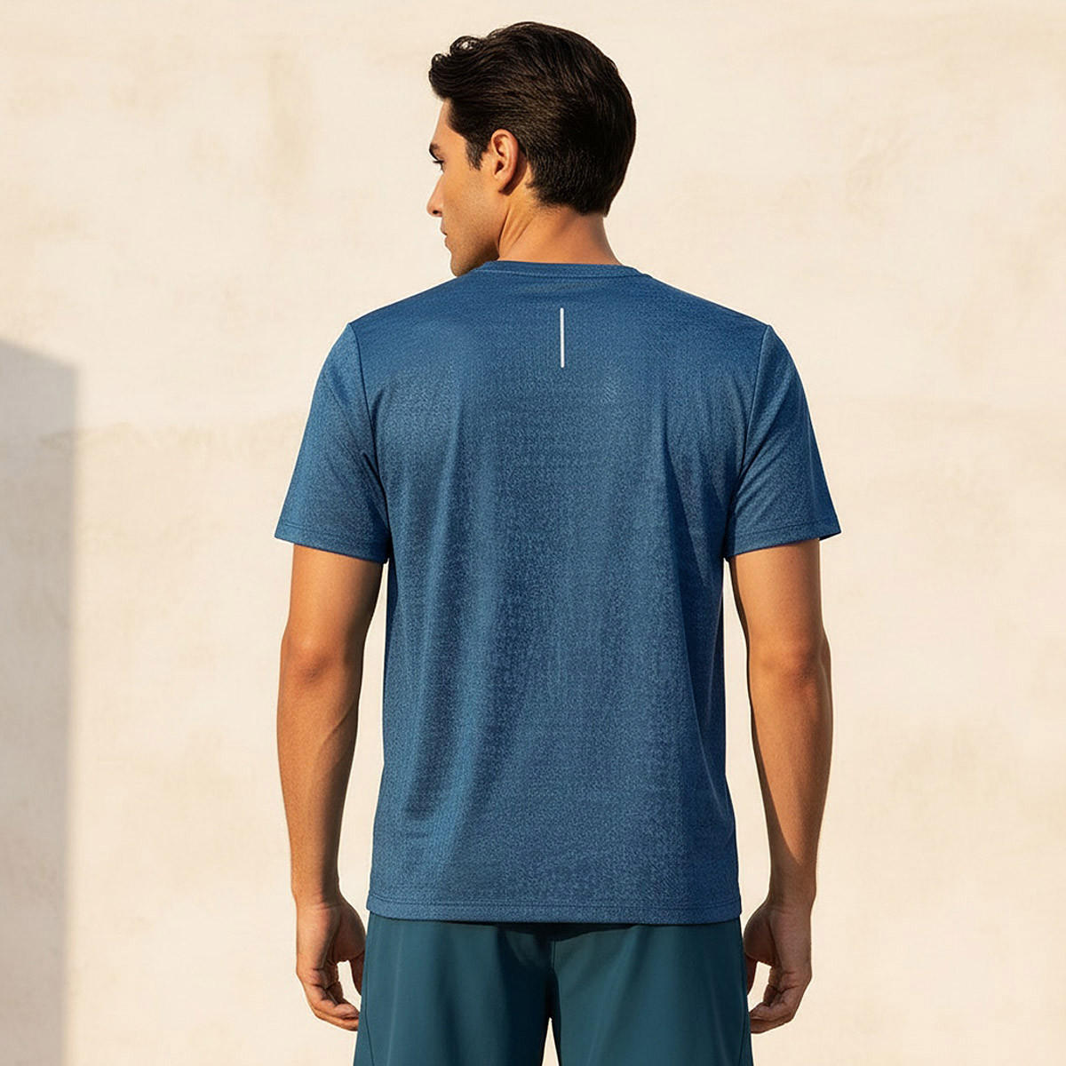 تيشيرت أداء مرن بـ4 اتجاهات للرجال-men-clothing-sportswearandactivewear-tshirtsandpolos-image-4