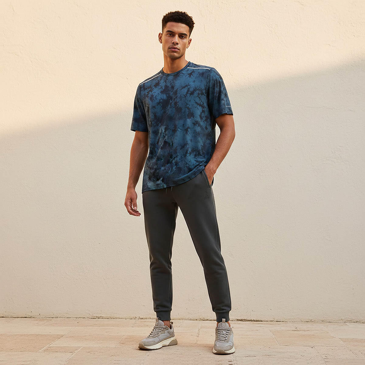 Men Abstract Print 2 Way Stretch T-shirt-men-clothing-sportswearandactivewear-tshirtsandpolos-image-3