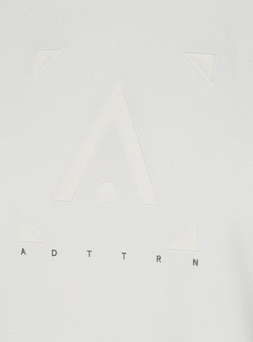 Men Embossed Detail 2 Way Stretch T-shirt-men-clothing-sportswearandactivewear-tshirtsandpolos-image-2