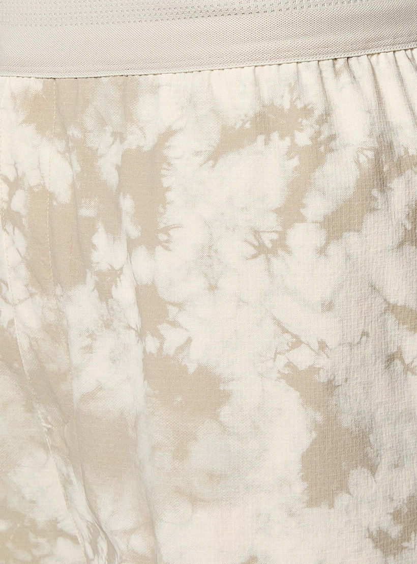 Men 2-Way Stretch Printed Shorts-men-clothing-bottoms-shorts-image-2