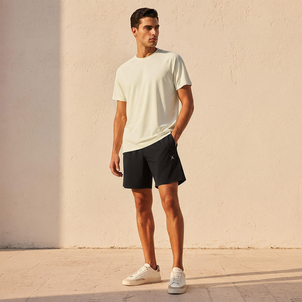 تيشيرت رياضي بأكمام مغايرة للرجال-men-clothing-sportswearandactivewear-tshirtsandpolos-image-3