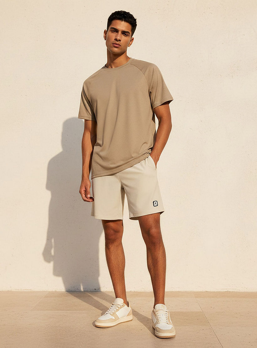 تيشيرت رياضي بأكمام مغايرة للرجال-men-clothing-sportswearandactivewear-tshirtsandpolos-image-3