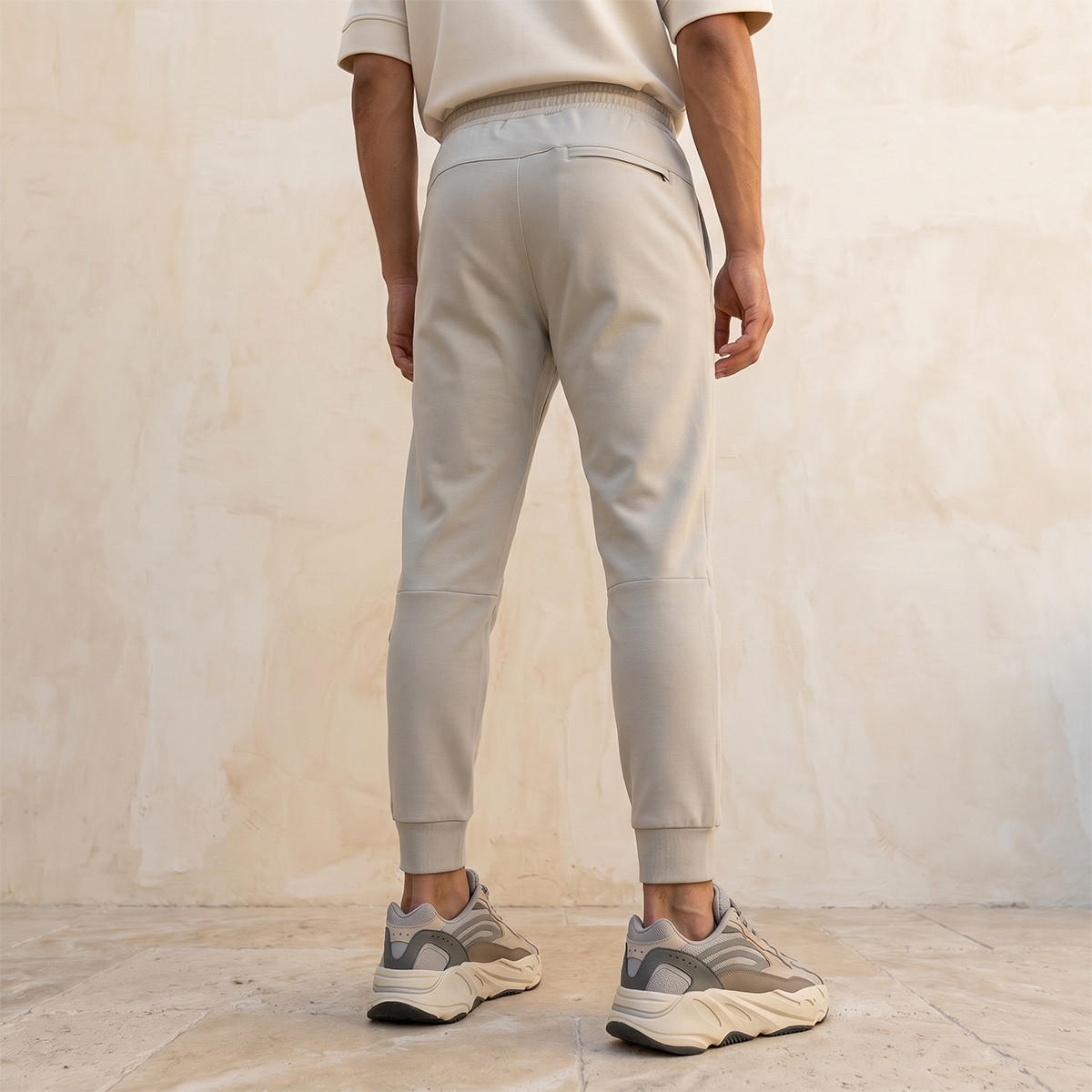 Men Drawstring Waist Joggers-men-clothing-sportswearandactivewear-bottoms-joggers-image-4