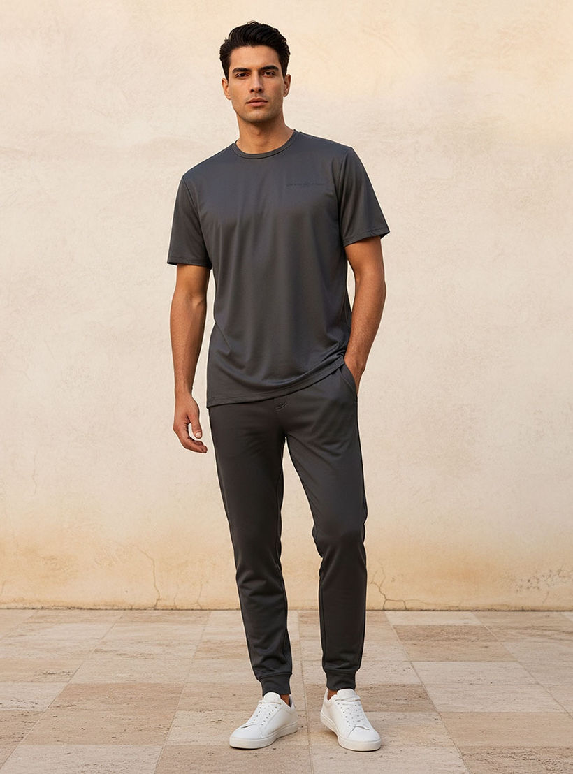 تيشيرت ناعم الملمس بقصة عادية-men-clothing-sportswearandactivewear-tshirtsandpolos-image-3