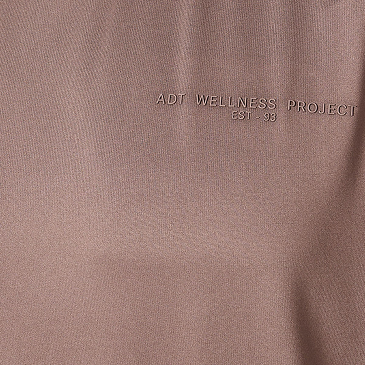 تيشيرت ناعم الملمس بقصة عادية-men-clothing-sportswearandactivewear-tshirtsandpolos-image-2