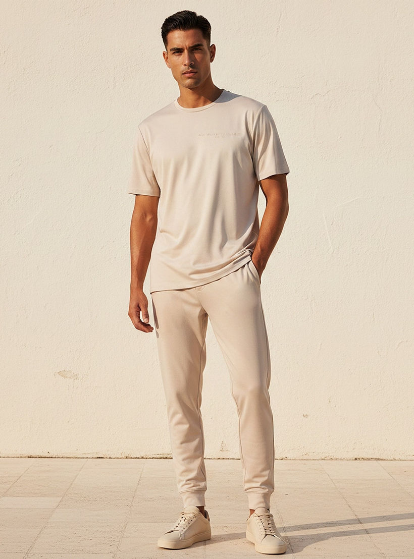 تيشيرت ناعم الملمس بقصة عادية-men-clothing-sportswearandactivewear-tshirtsandpolos-image-3
