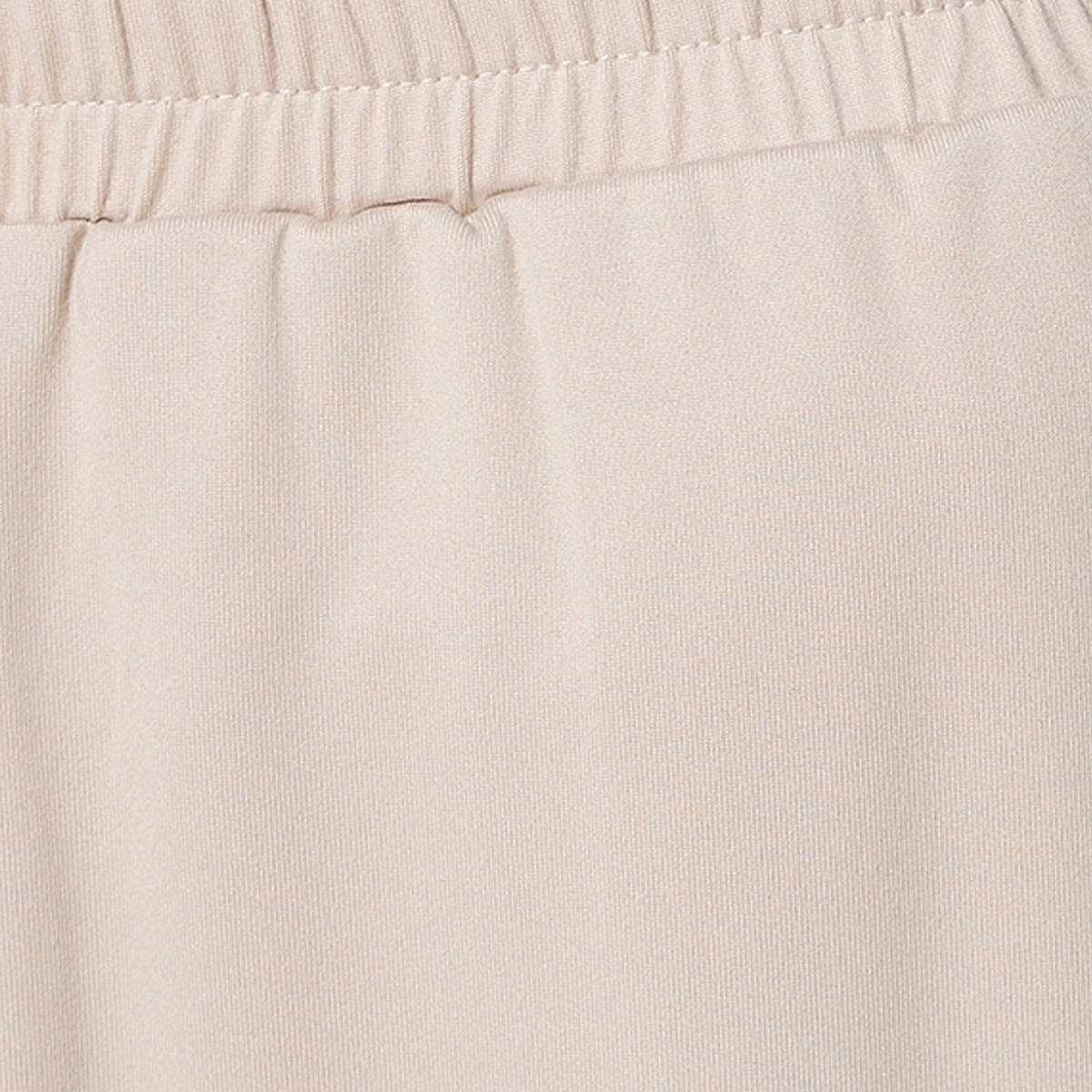 بنطال جوجر مرن بملمس ناعم وتصميم عصري-men-clothing-sportswearandactivewear-bottoms-joggers-image-2