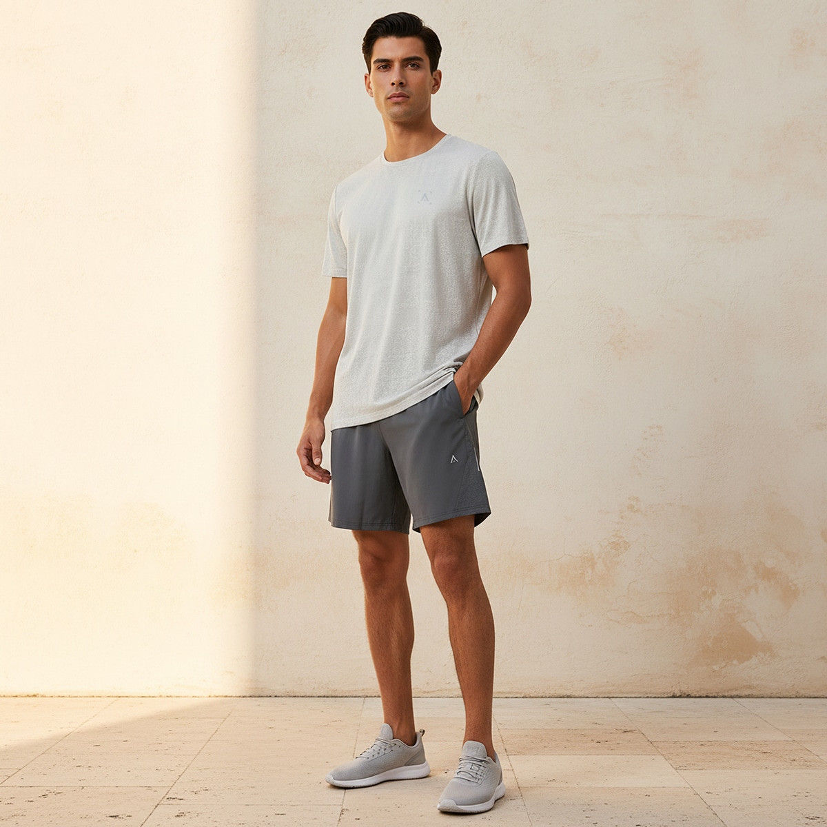 تيشيرت رياضي قابل للتمدد في اتجاهين-men-clothing-sportswearandactivewear-tshirtsandpolos-image-11