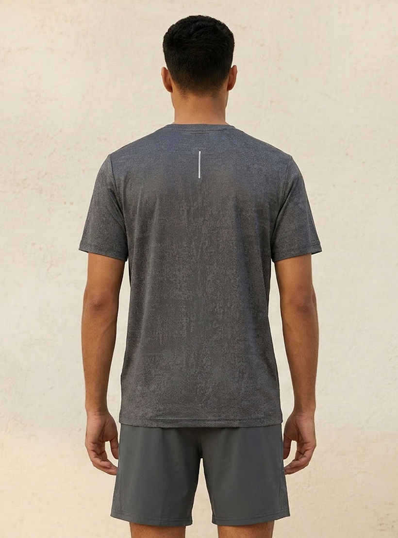 Performance 2 Way Stretch T-shirt-men-clothing-sportswearandactivewear-tshirtsandpolos-image-4