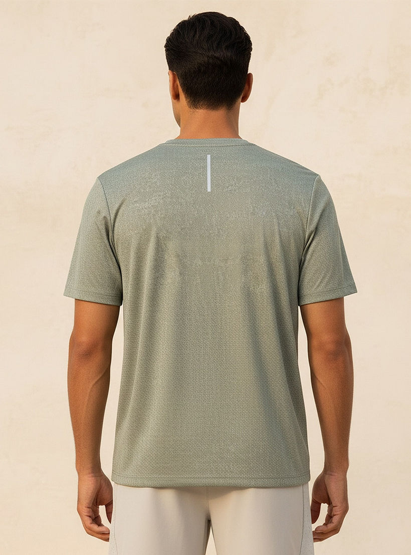 Performance 2 Way Stretch T-shirt-men-clothing-sportswearandactivewear-tshirtsandpolos-image-4