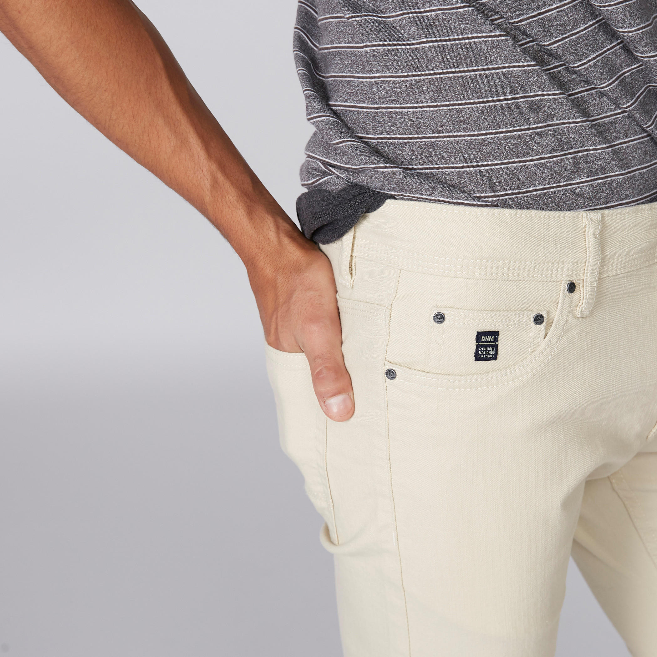 بنطال جينز طويل بجيوب-men-clothing-bottoms-jeans-image-3
