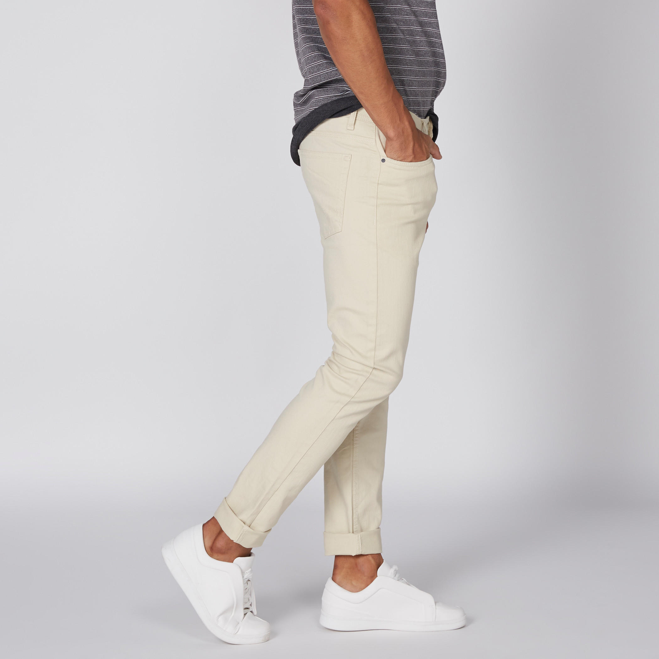 بنطال جينز طويل بجيوب-men-clothing-bottoms-jeans-image-4