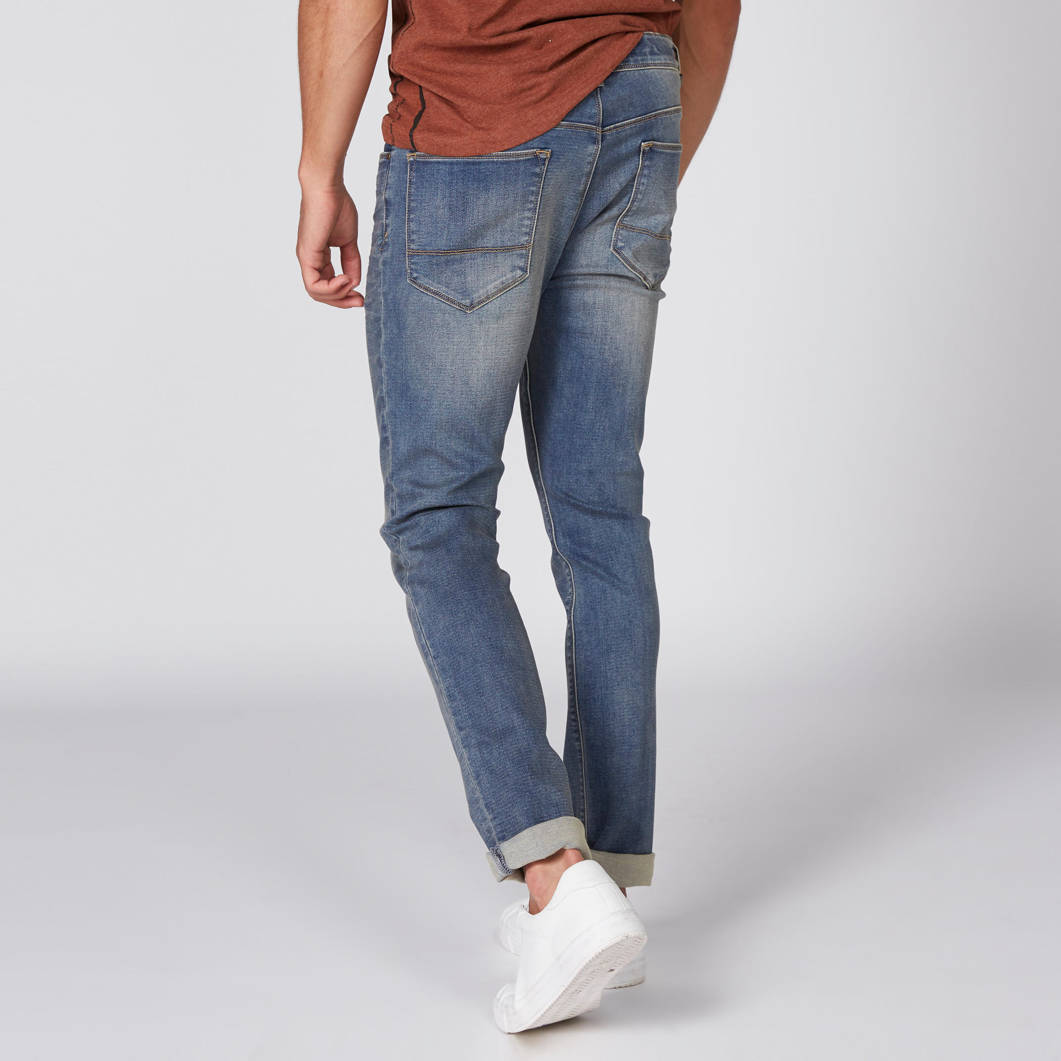 بِنطال جينز طويل برباط إغلاق وجيوب-men-clothing-bottoms-jeans-image-5