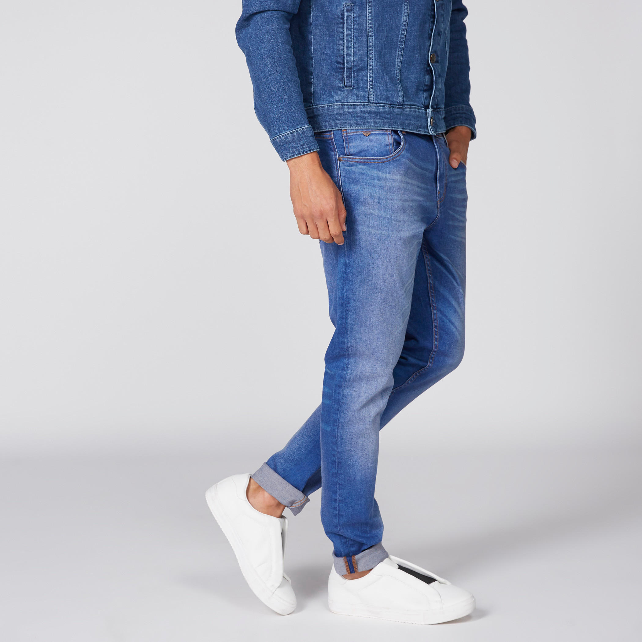 بِنطال جينز طويل بزر إغلاق وجيوب-men-clothing-bottoms-jeans-image-3