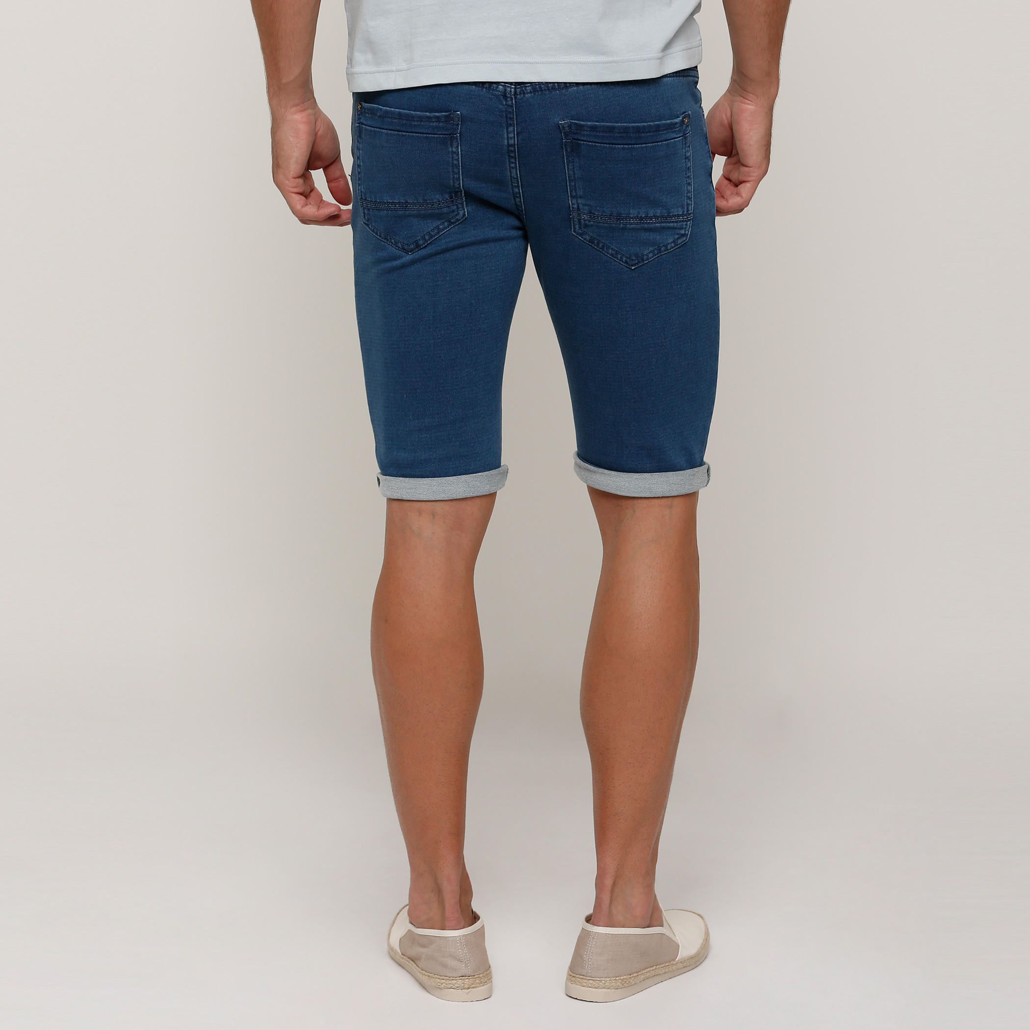 شورت من الدينم بخصر مطّاطي وجيوب-men-clothing-bottoms-shorts-image-2