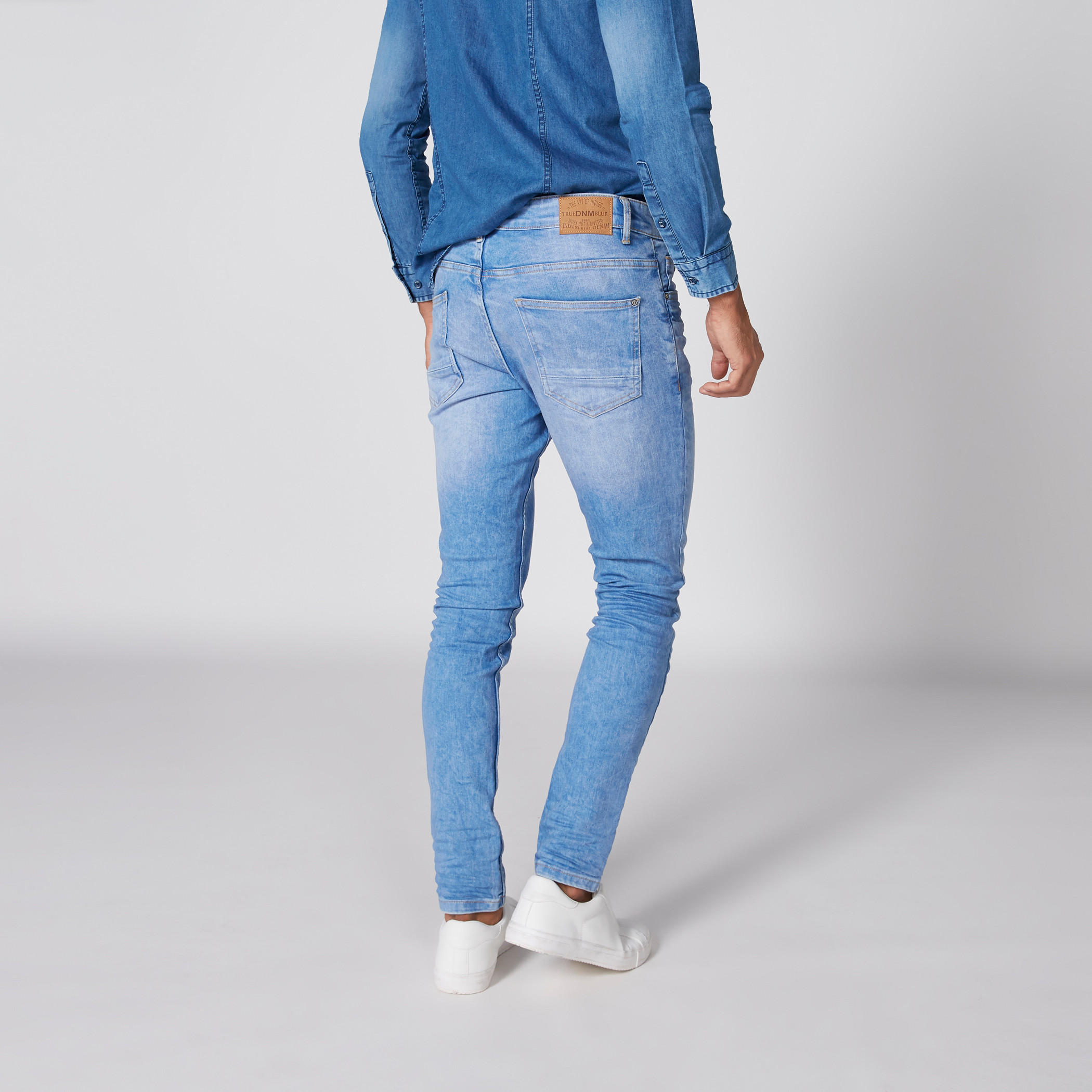 بنطال جينز طويل بزر إغلاق وجيوب-men-clothing-bottoms-jeans-image-2