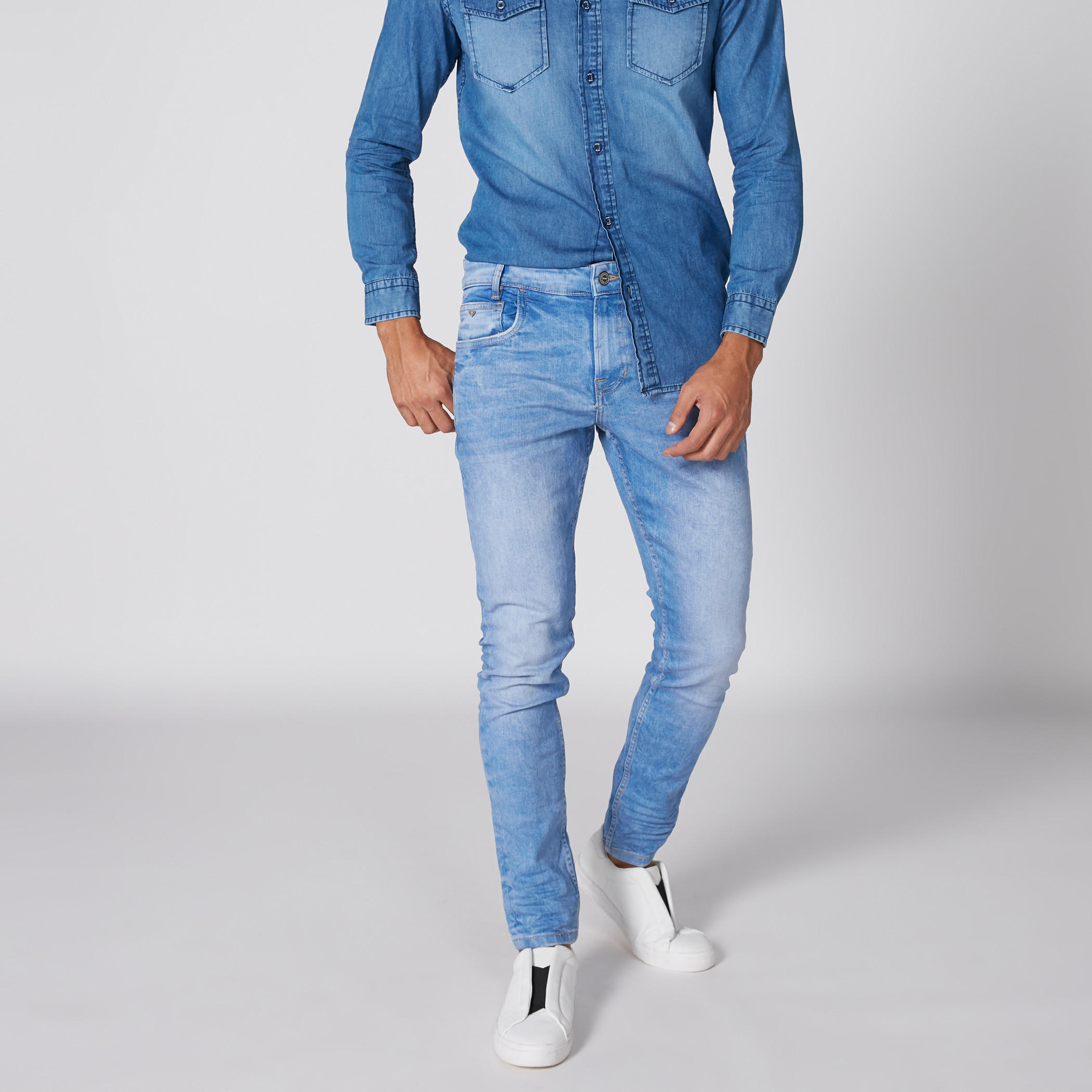 بنطال جينز طويل بزر إغلاق وجيوب-men-clothing-bottoms-jeans-image-3