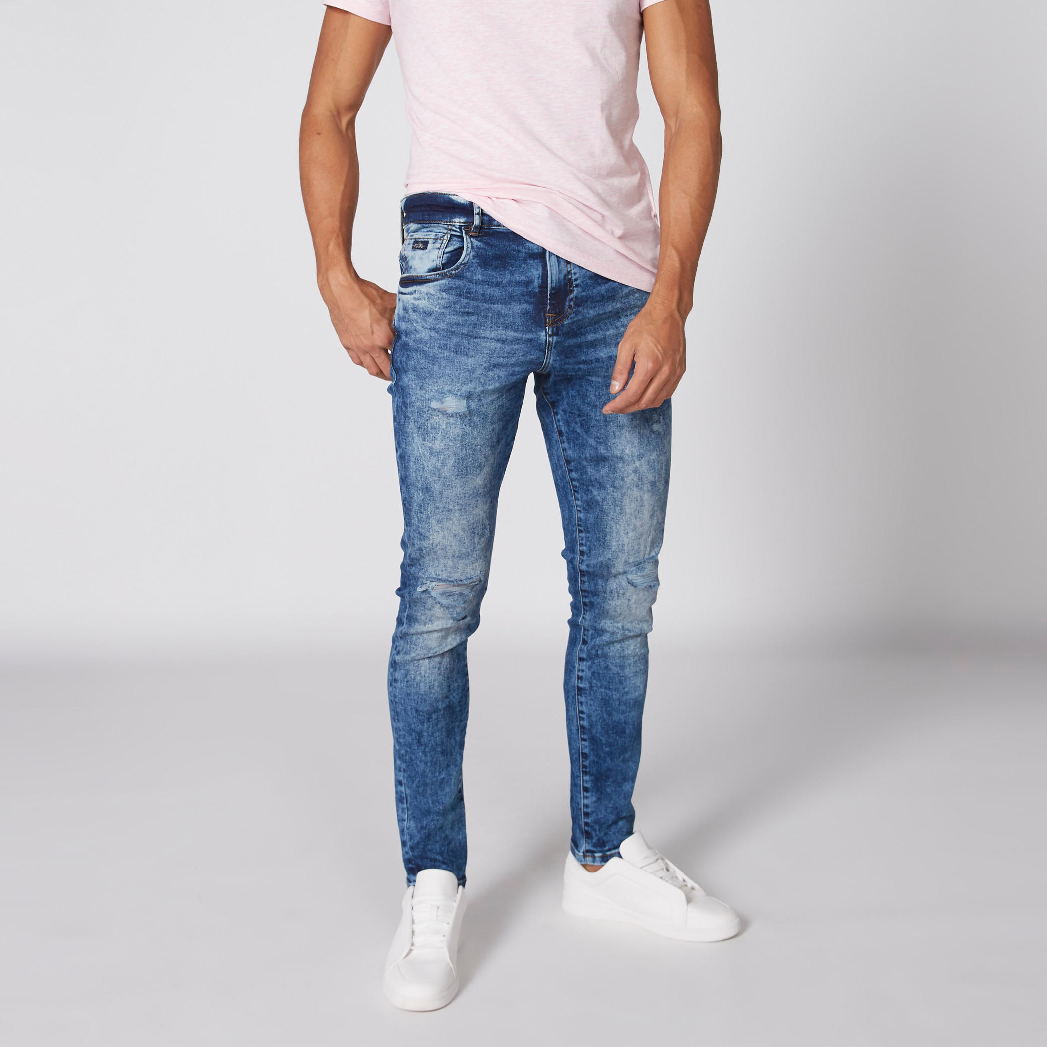 بنطال جينز طويل بتصميم ممزق وزر إغلاق وجيوب-men-clothing-bottoms-jeans-image-1
