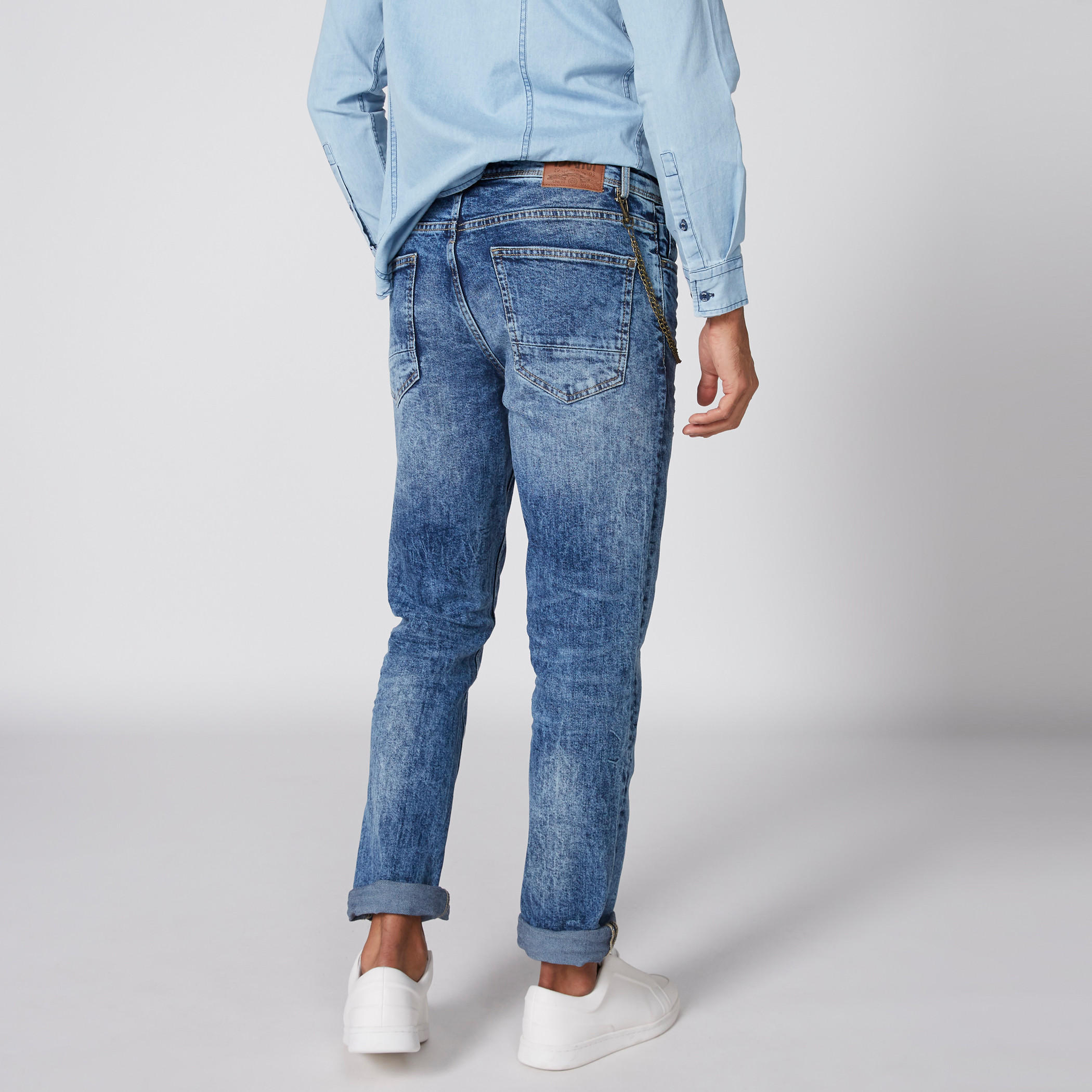 بنطال جينز طويل بزر إغلاق وجيوب-men-clothing-bottoms-jeans-image-2