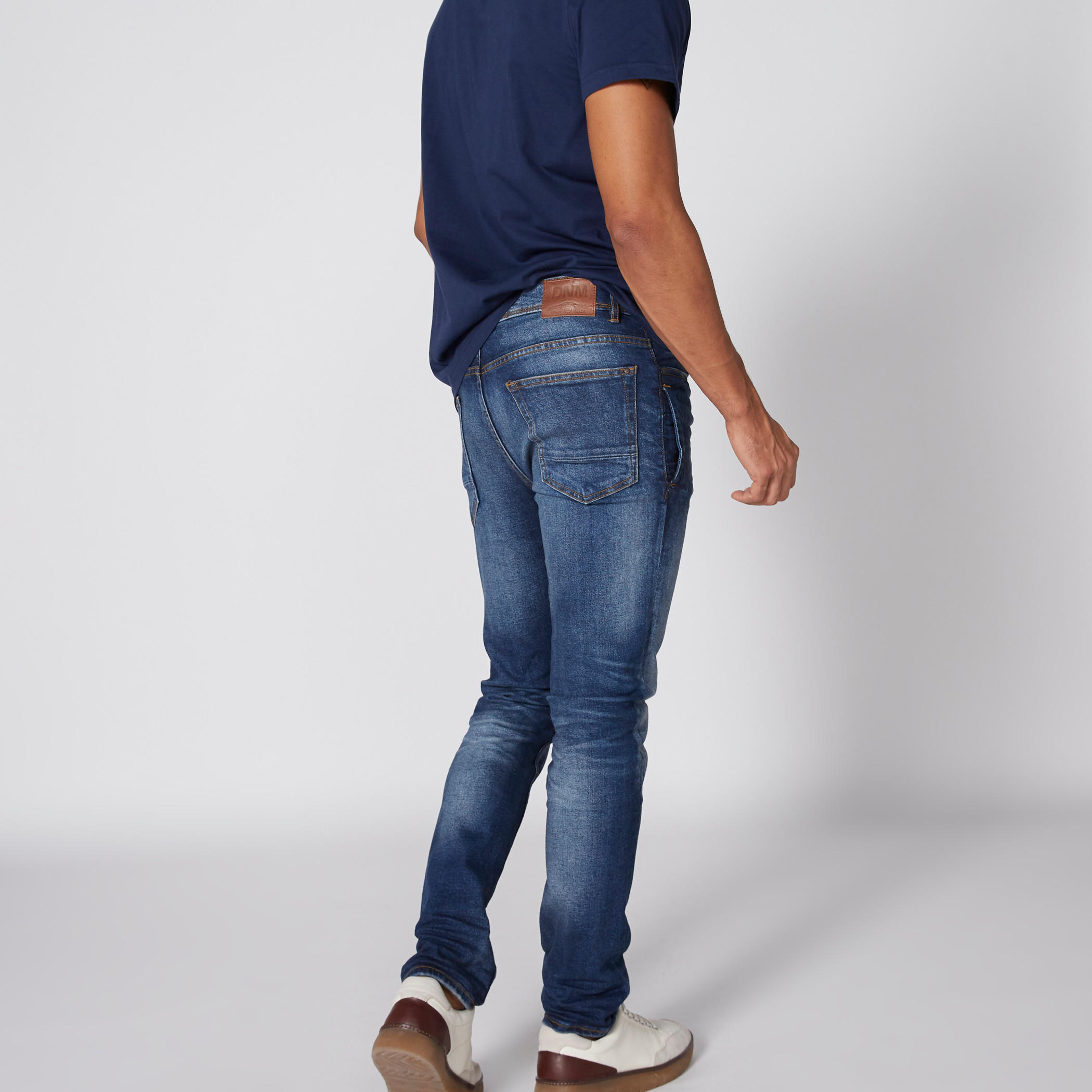 بنطال جينز طويل بزر وجيوب-men-clothing-bottoms-jeans-image-2