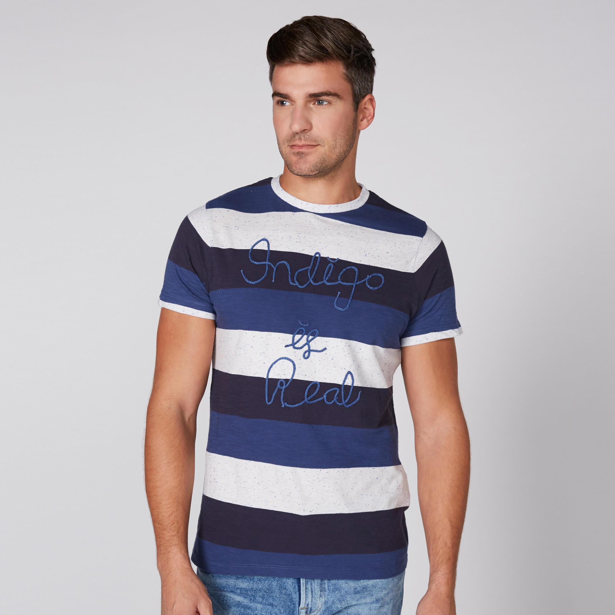 تيشيرت مقلّم بياقة مستديرة وأكمام قصيرة-men-clothing-tshirtsandpolos-tshirts-image-2