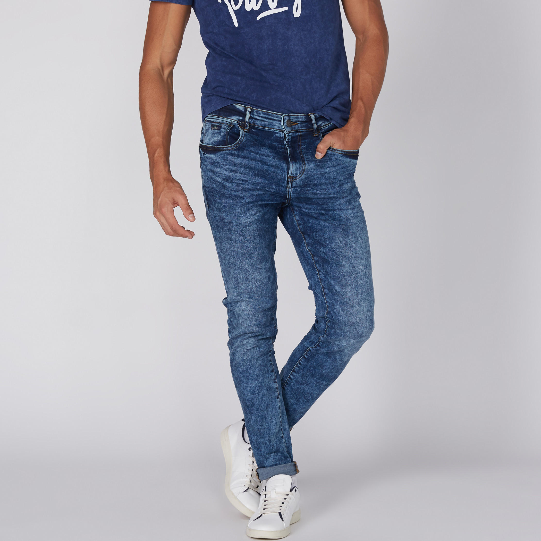 Full Length Jeans with Button Closure and Pocket Detail-men-clothing-bottoms-jeans-image-3