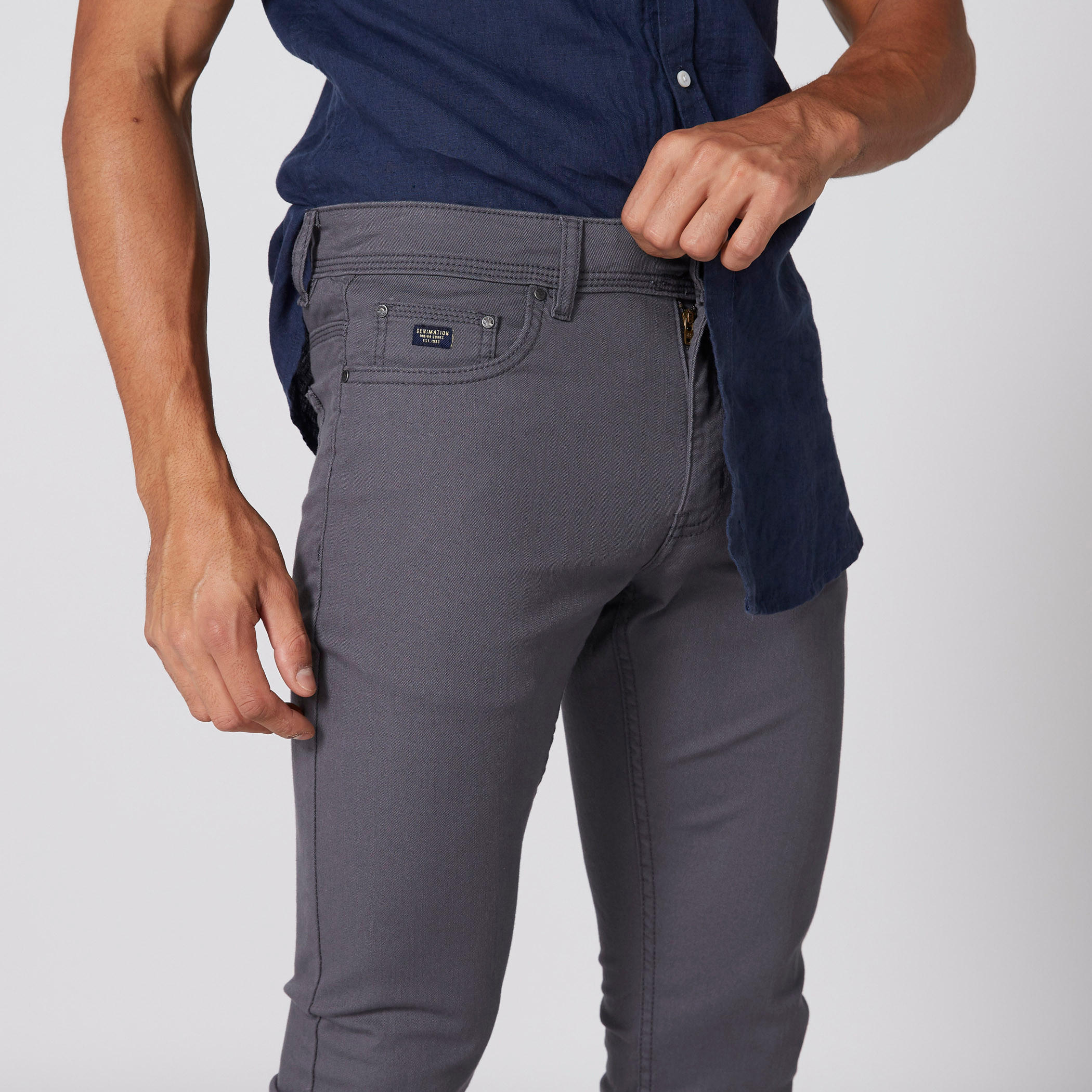بنطال طويل بجيوب-men-clothing-bottoms-jeans-image-4