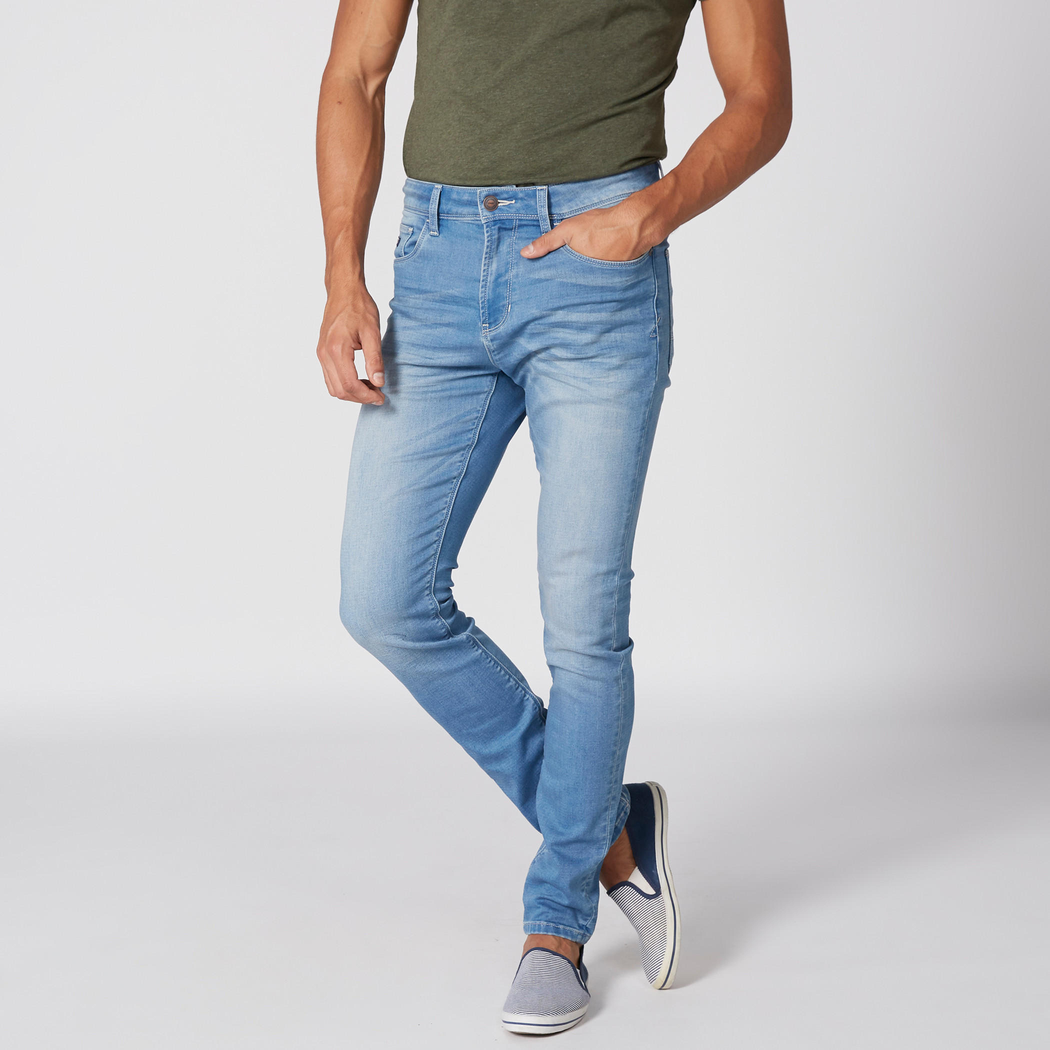 بنطال جينز طويل بزر إغلاق وجيوب-men-clothing-bottoms-jeans-image-1