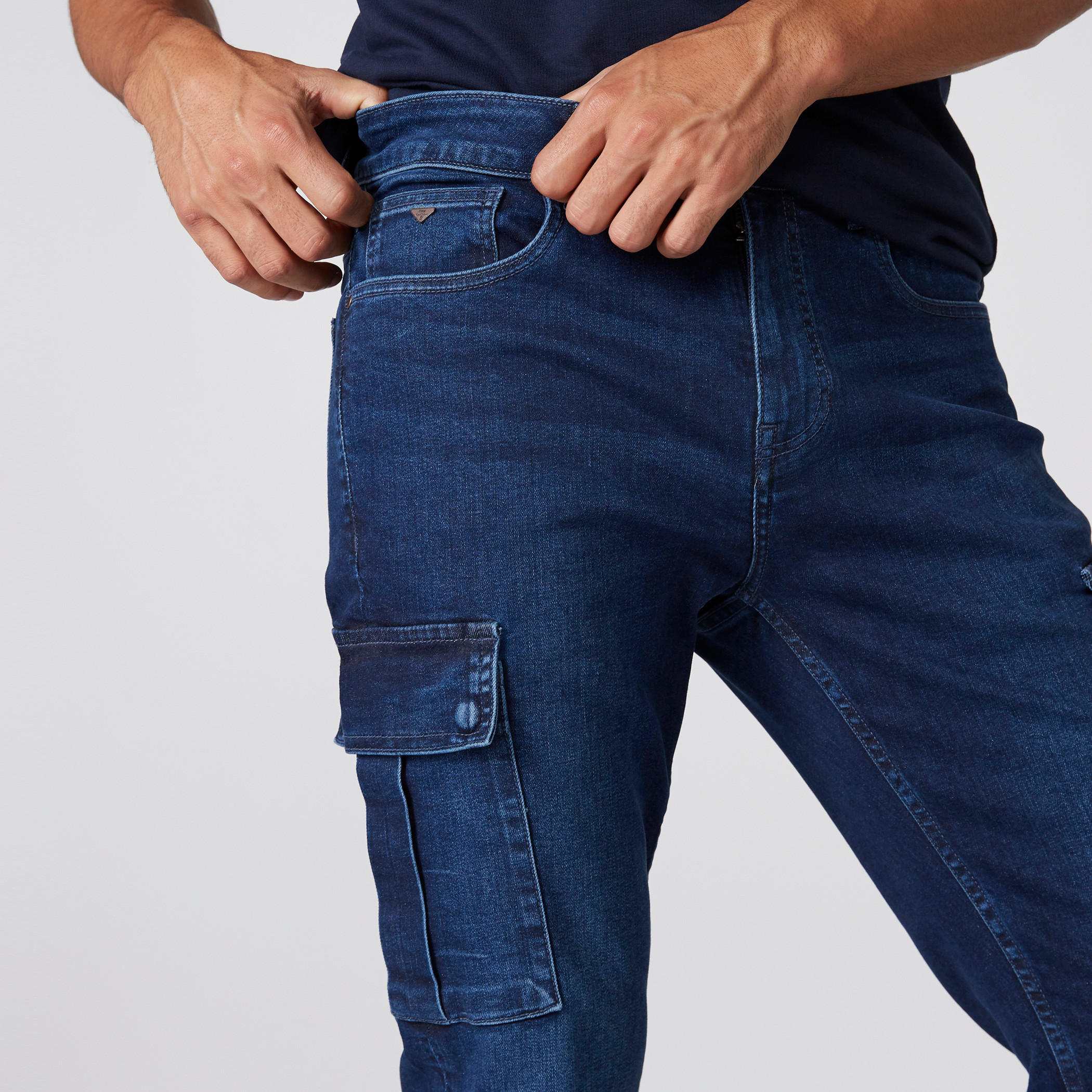 بنطال جينز طويل بجيوب-men-clothing-bottoms-jeans-image-1