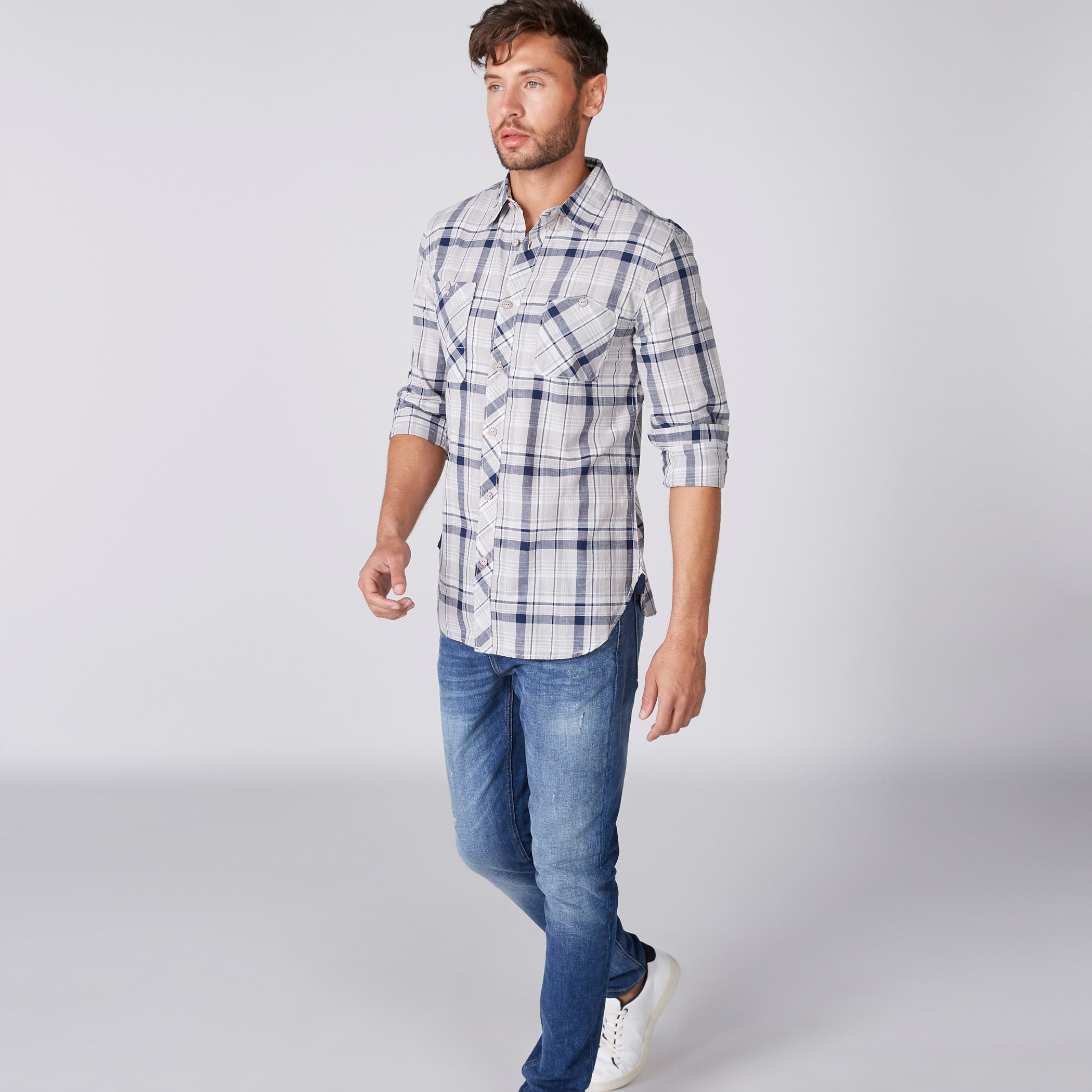 بِنطال جينز طويل بزر إغلاق وجيوب-men-clothing-bottoms-jeans-image-3