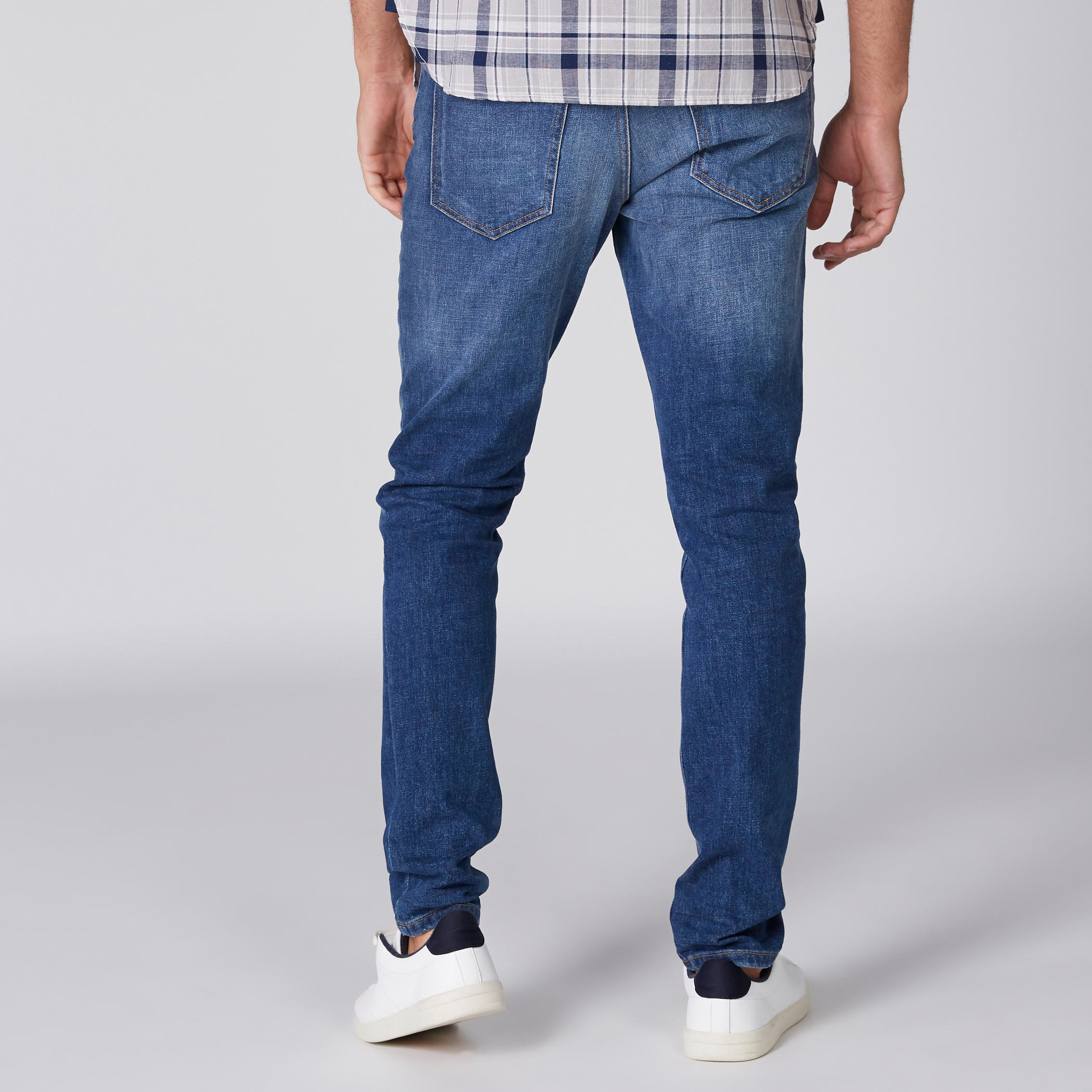 بِنطال جينز طويل بزر إغلاق وجيوب-men-clothing-bottoms-jeans-image-5