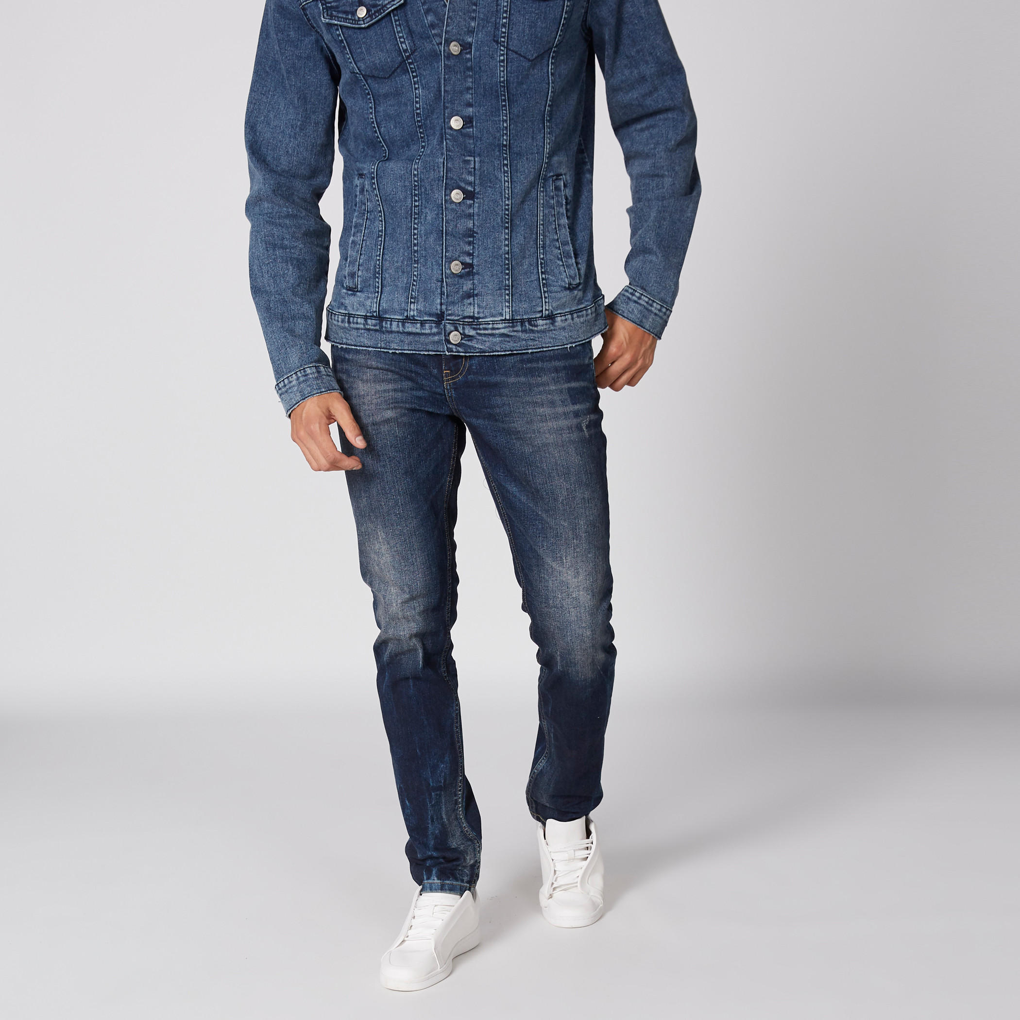 بنطال جينز طويل بزر إغلاق وجيوب-men-clothing-bottoms-jeans-image-3