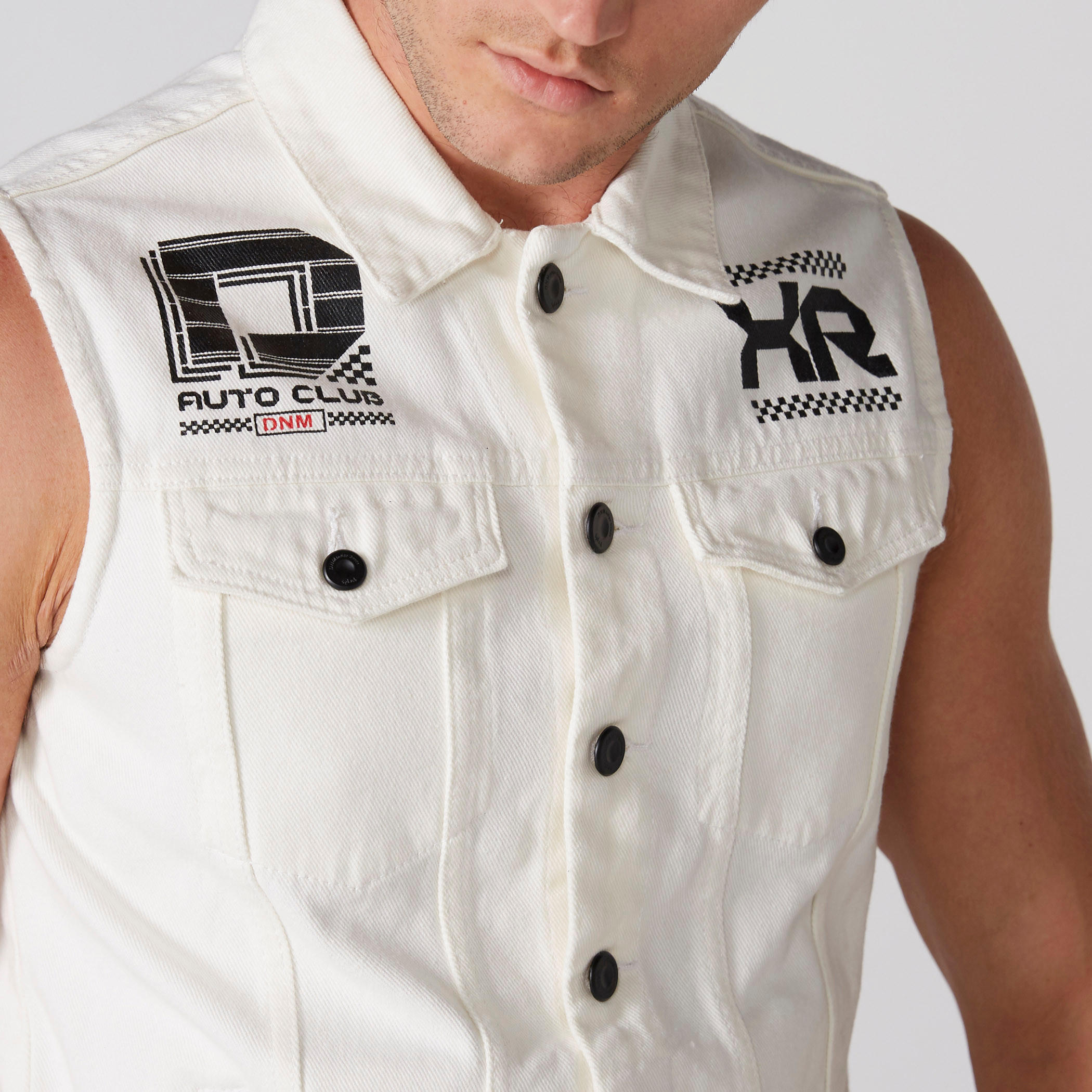 Printed Sleeveless Denim Trucker Jacket with Complete Placket-men-clothing-jacketsandblazers-jackets-image-5