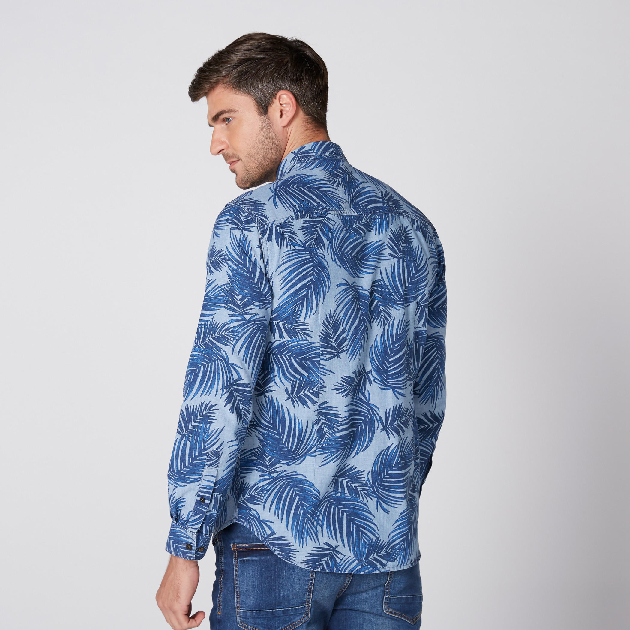 قميص بأكمام طويلة وأزرار وطبعات-men-clothing-shirts-image-3