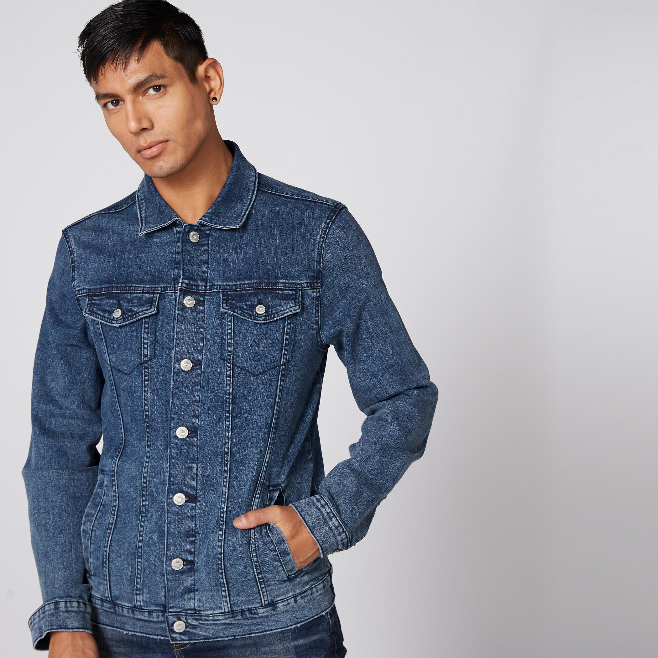 Long Sleeves Denim Jacket with Complete Placket-men-clothing-jacketsandblazers-jackets-image-2