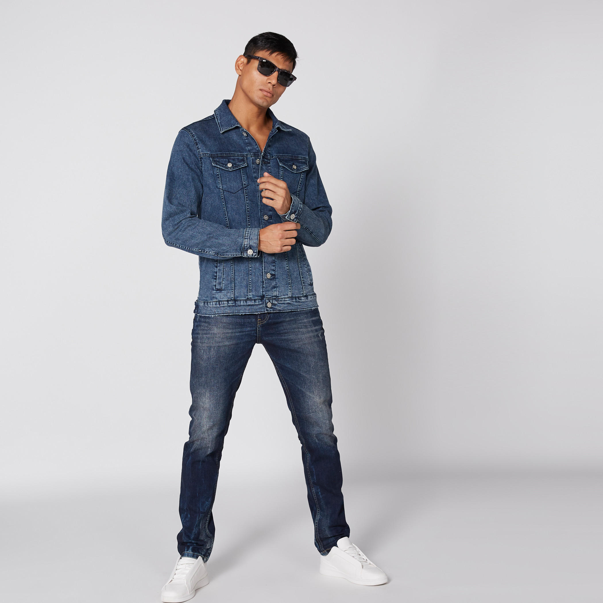 Long Sleeves Denim Jacket with Complete Placket-men-clothing-jacketsandblazers-jackets-image-3