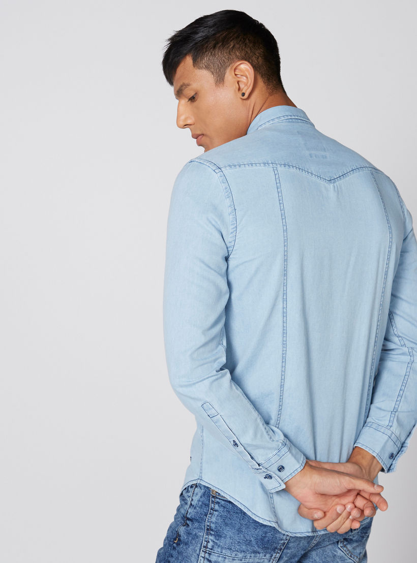 قميص من الدينم بأكمام طويلة وأزرار-men-clothing-shirts-image-2