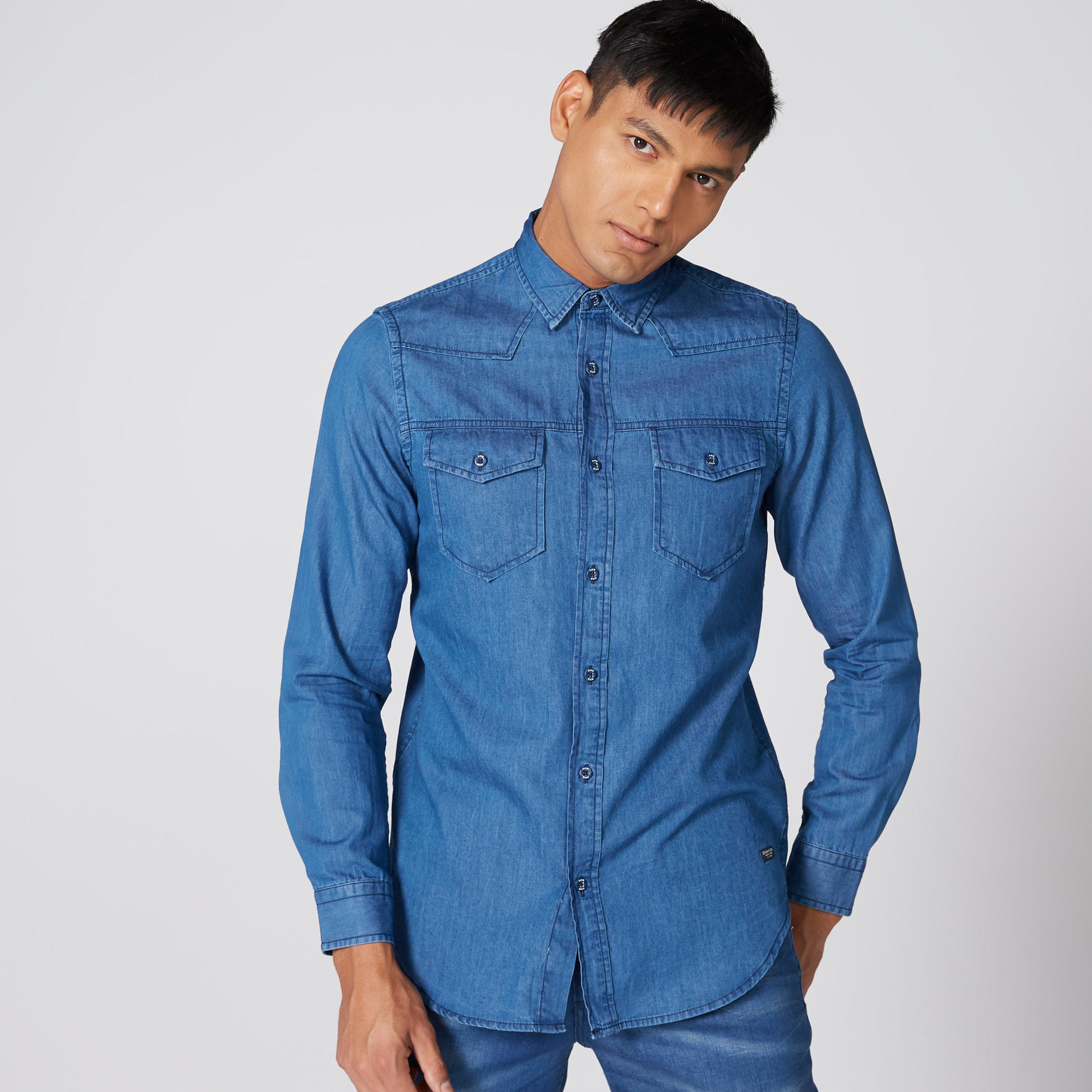 قميص دينم بأكمام طويلة وأزرار-men-clothing-shirts-image-1