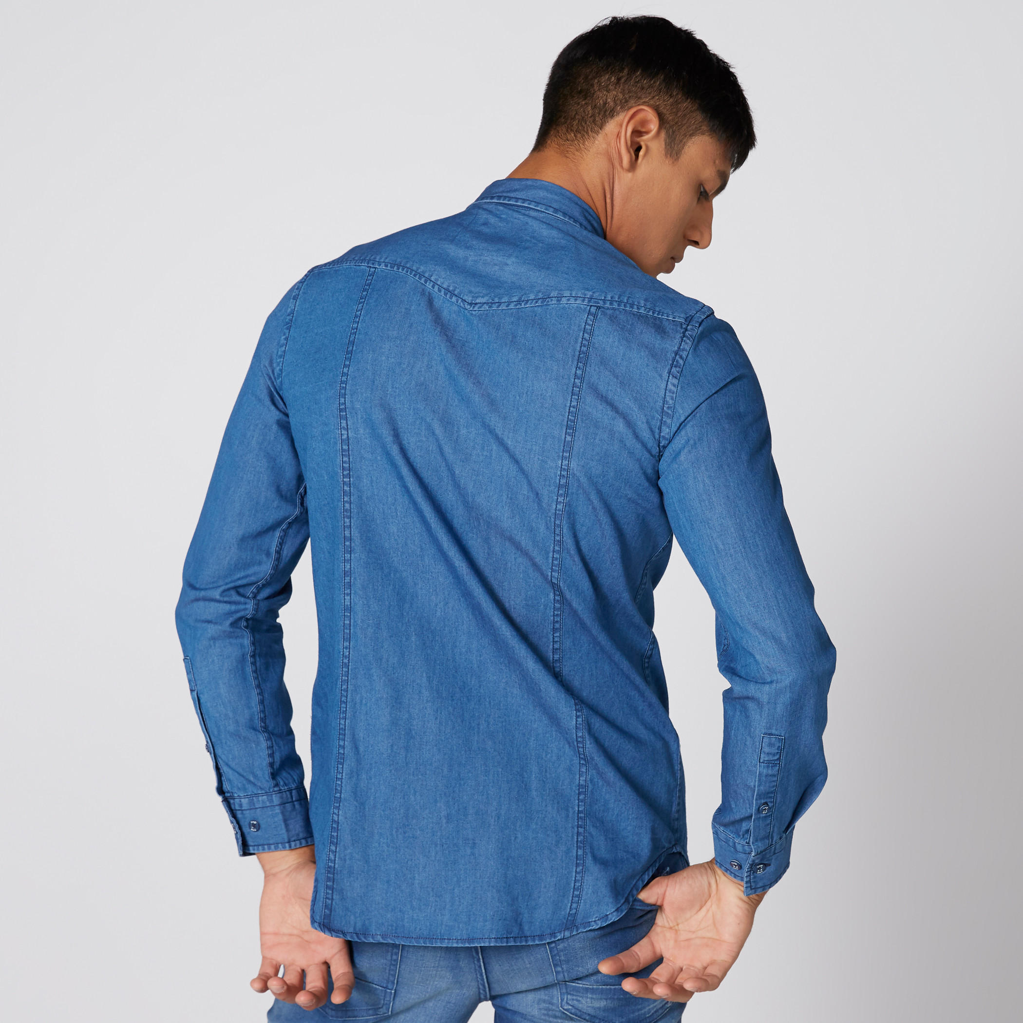 قميص دينم بأكمام طويلة وأزرار-men-clothing-shirts-image-2
