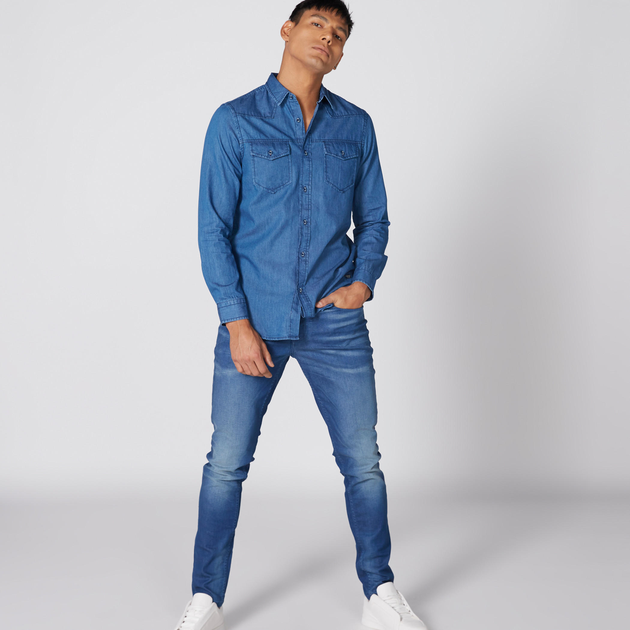 قميص دينم بأكمام طويلة وأزرار-men-clothing-shirts-image-4