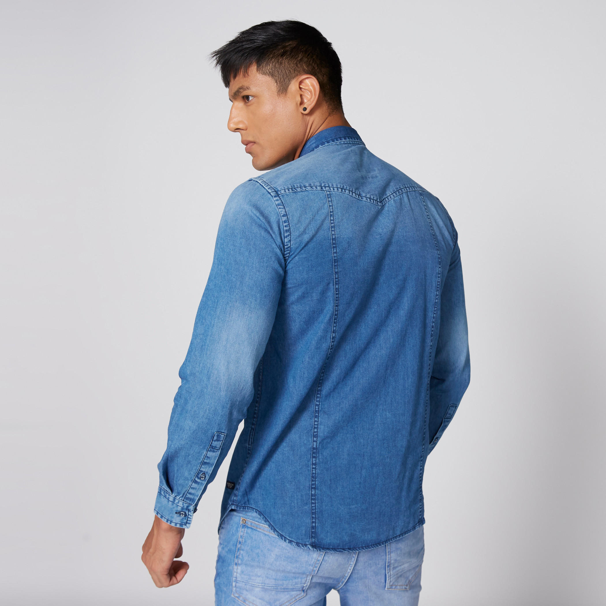 قميص دينم بأكمام طويلة وأزرار-men-clothing-shirts-image-2