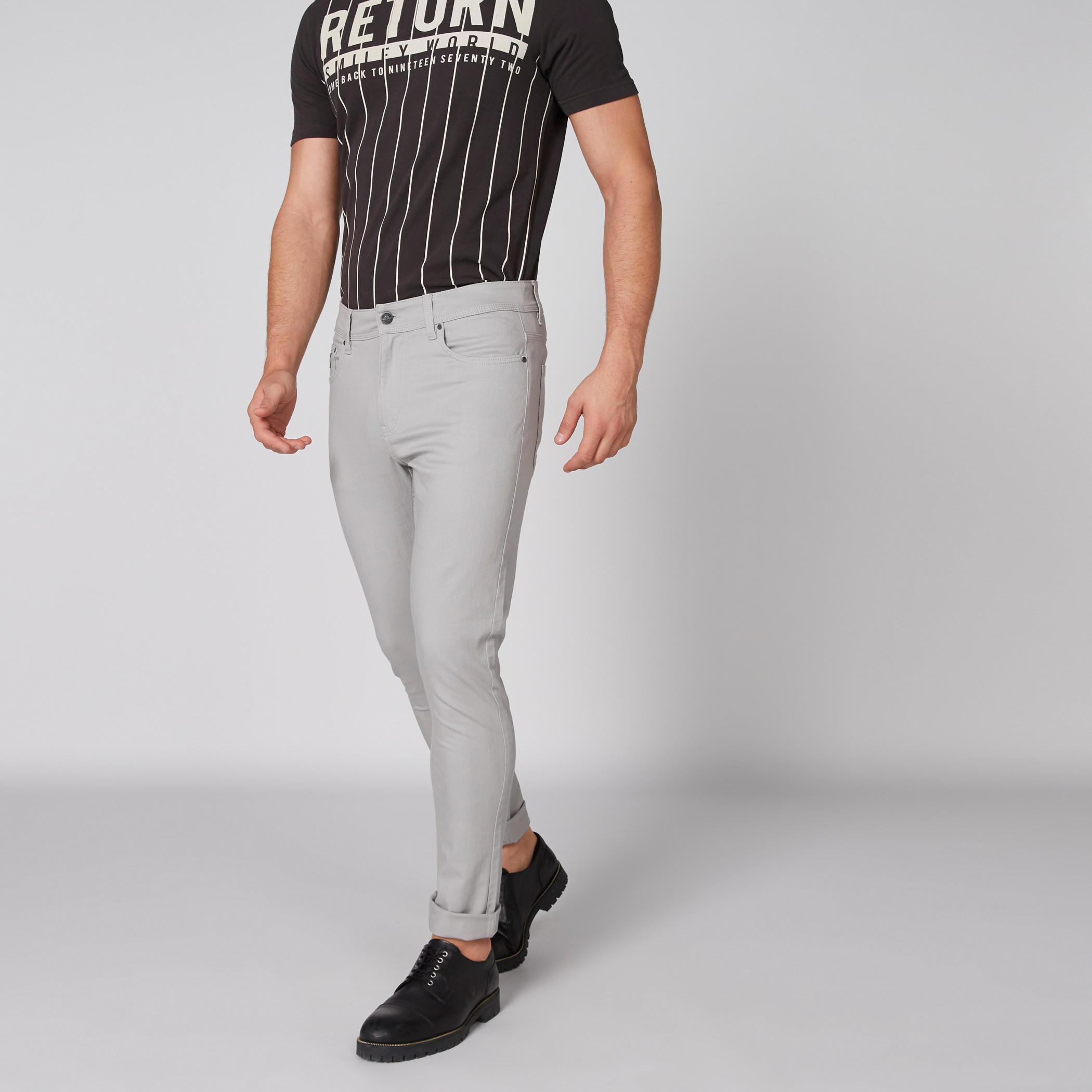 بنطال طويل بزر إغلاق وجيوب-men-clothing-bottoms-jeans-image-3